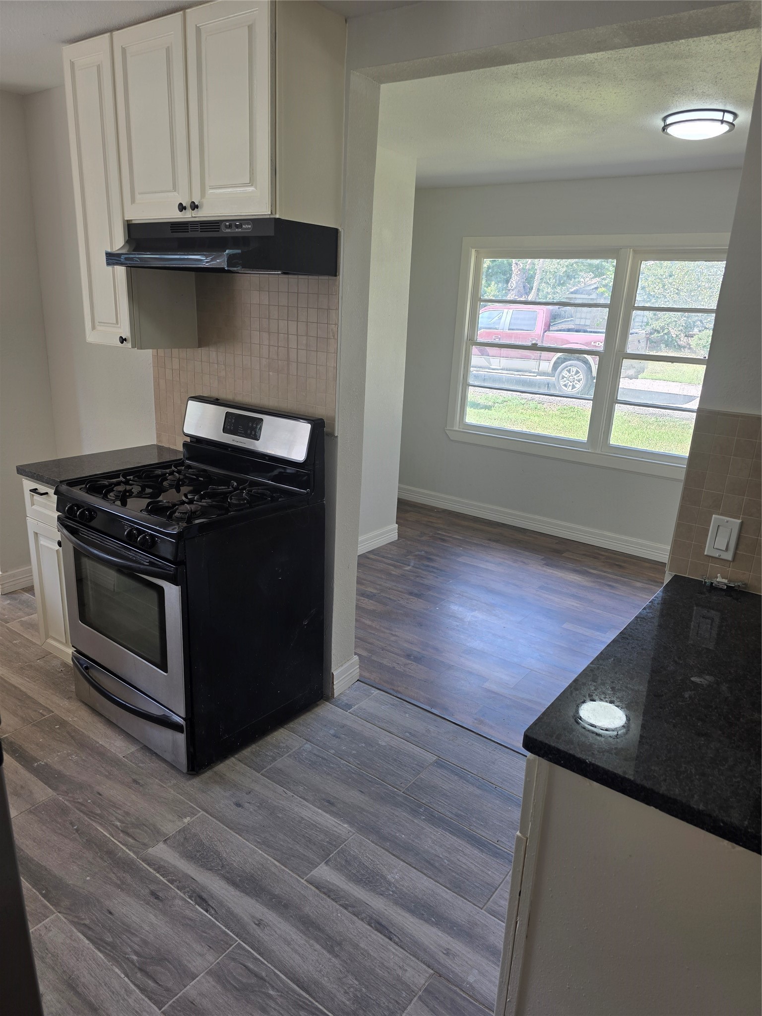 1300 West Street Property Photo 12