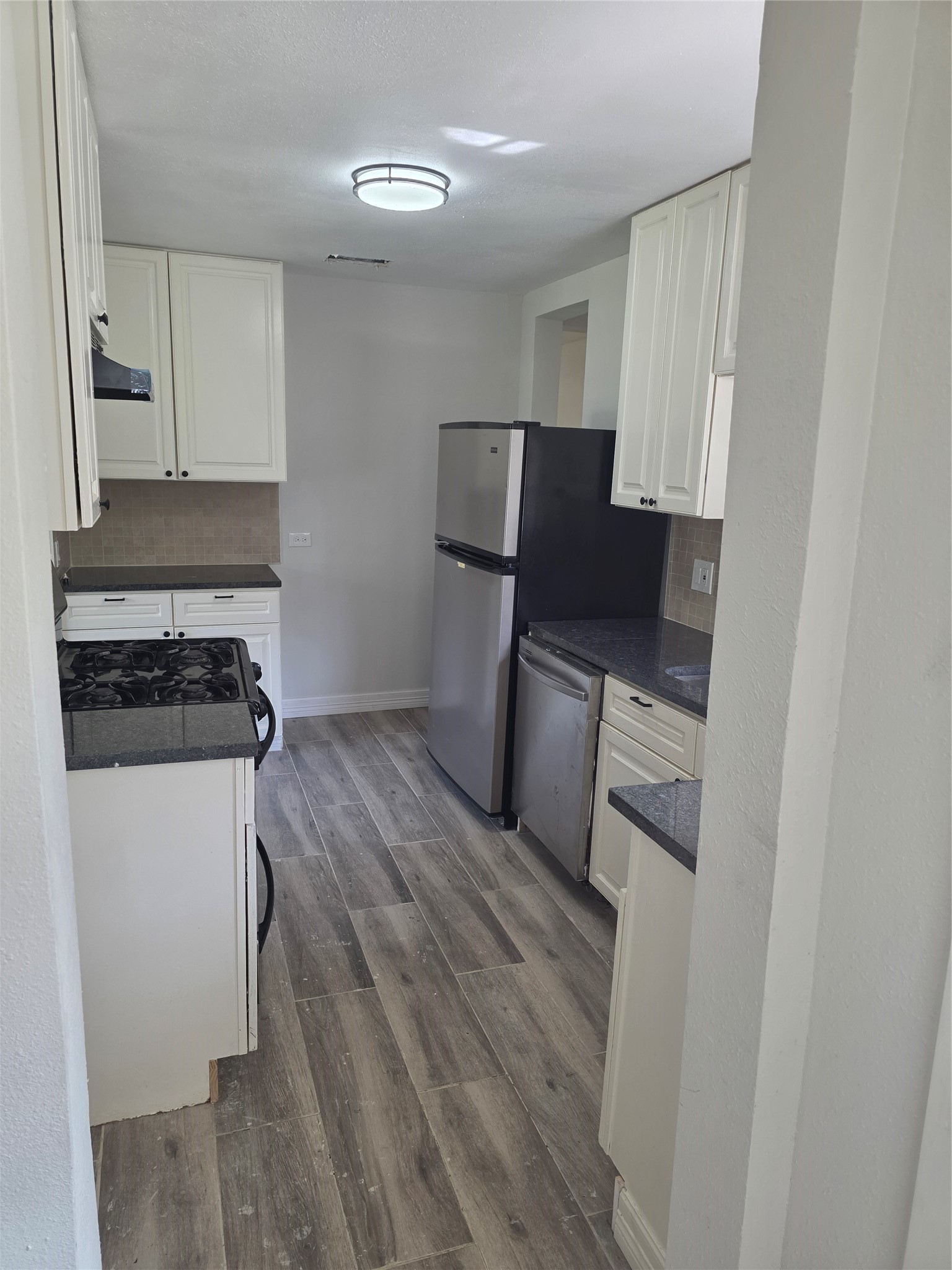 1300 West Street Property Photo 15