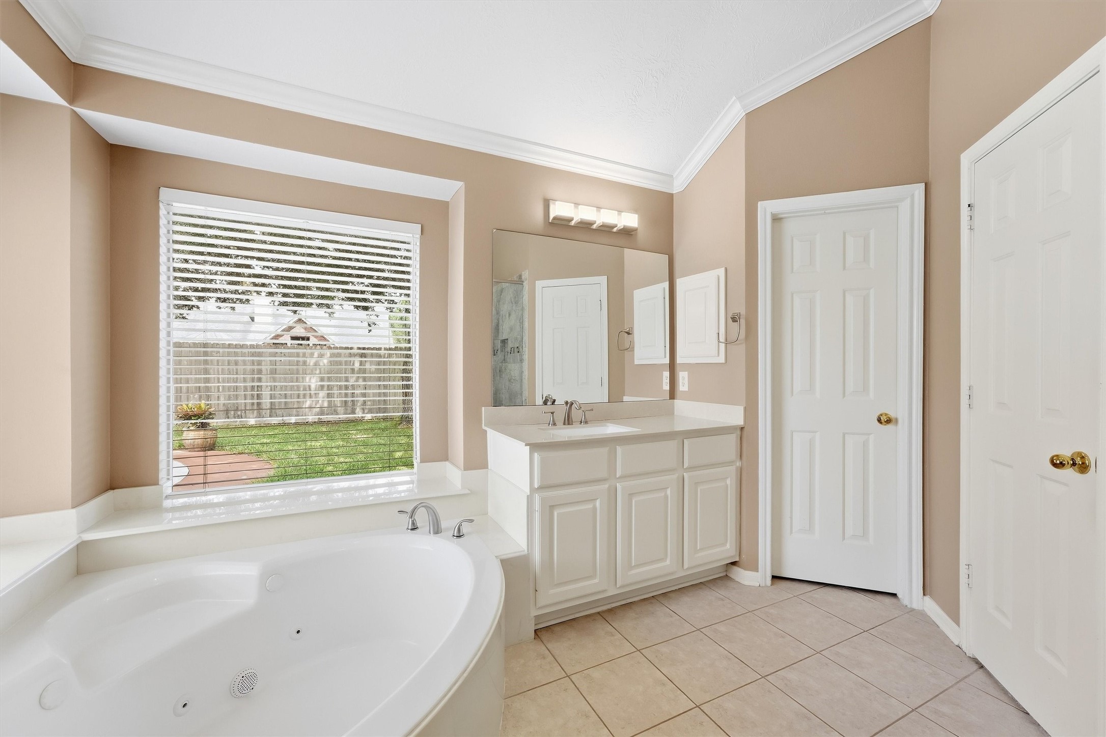 13827 Placid Brook Court Property Photo 23