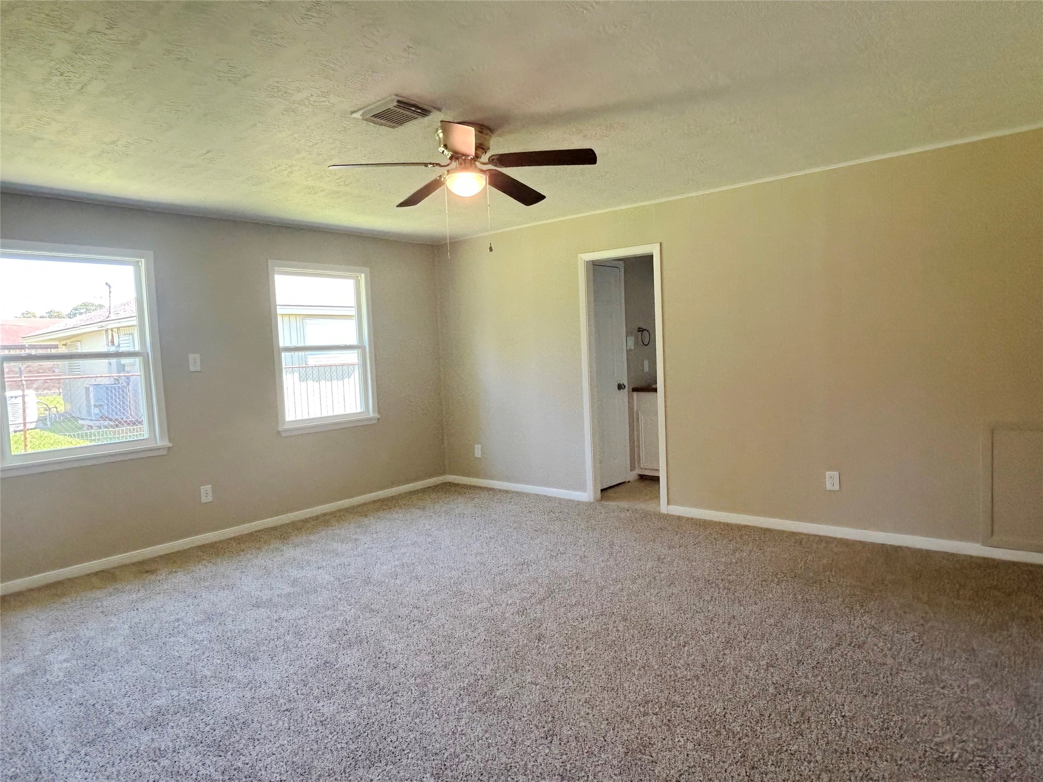 7110 Carver Avenue Property Photo 5