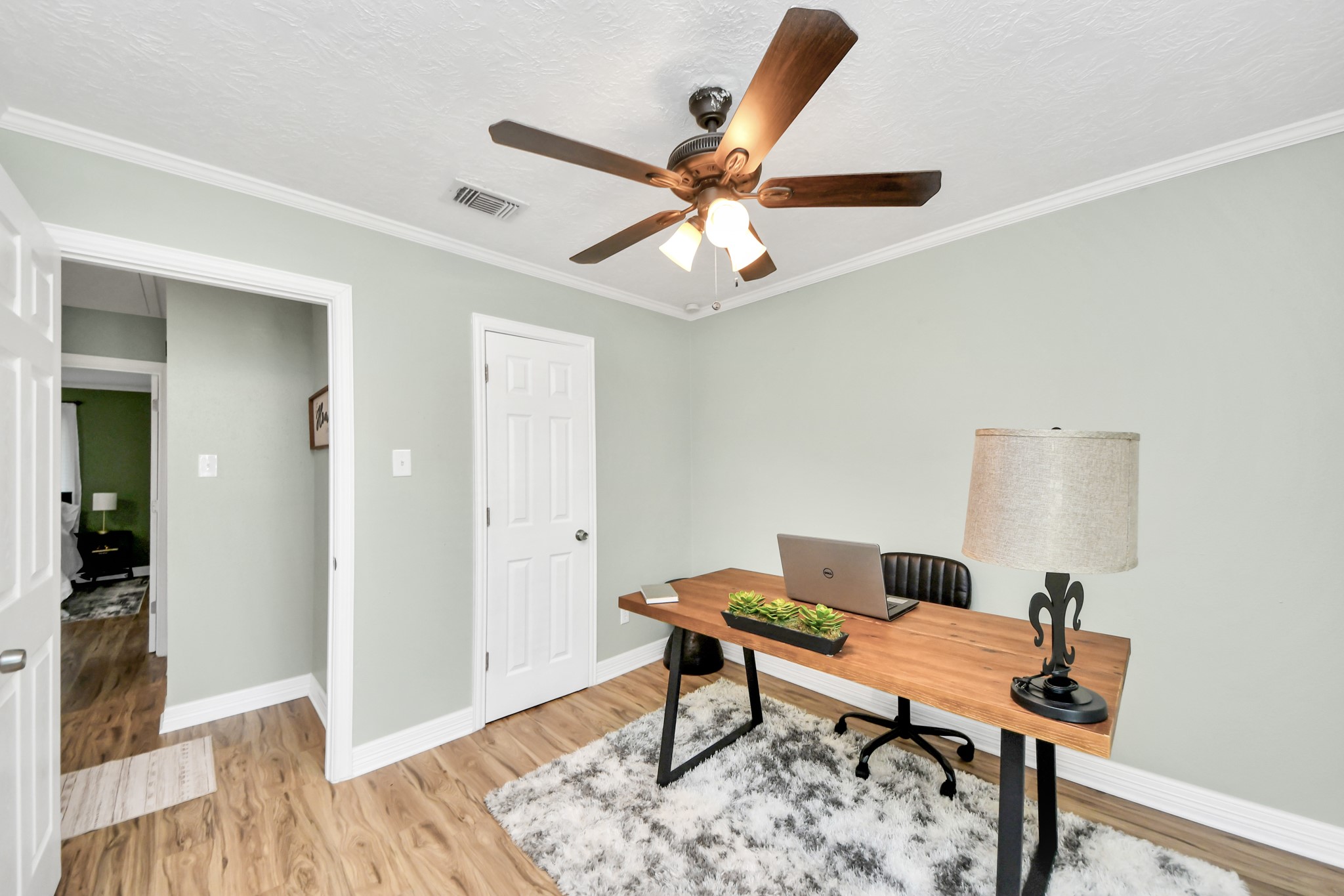 217 Greenshire Drive Property Photo 25