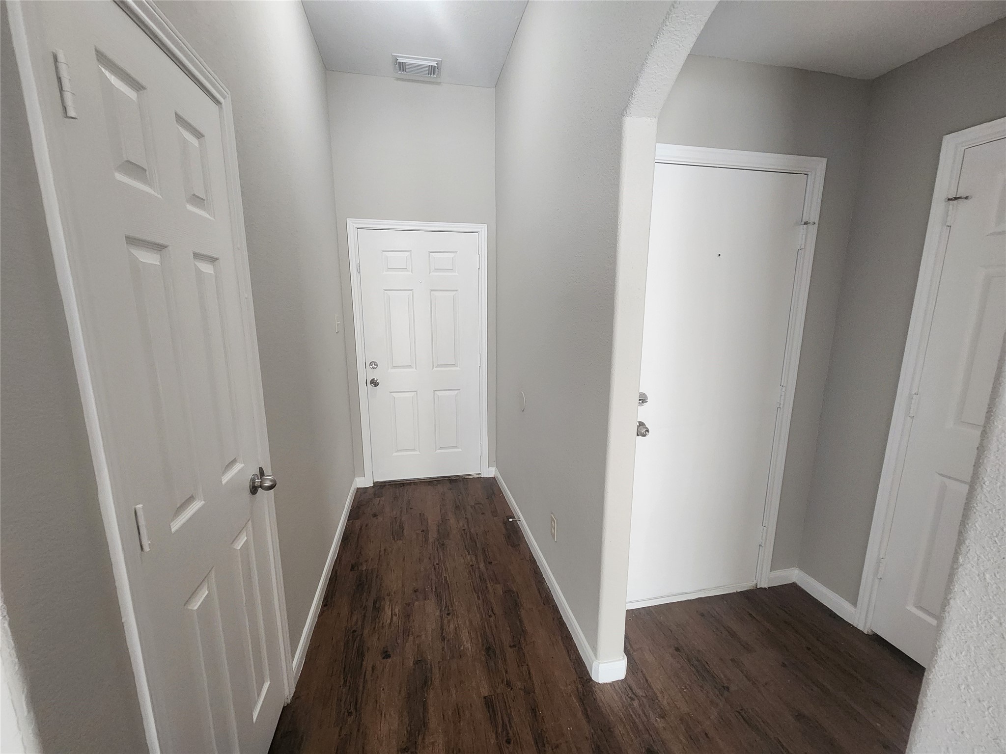 16396 Danika Oak Drive Property Photo 4