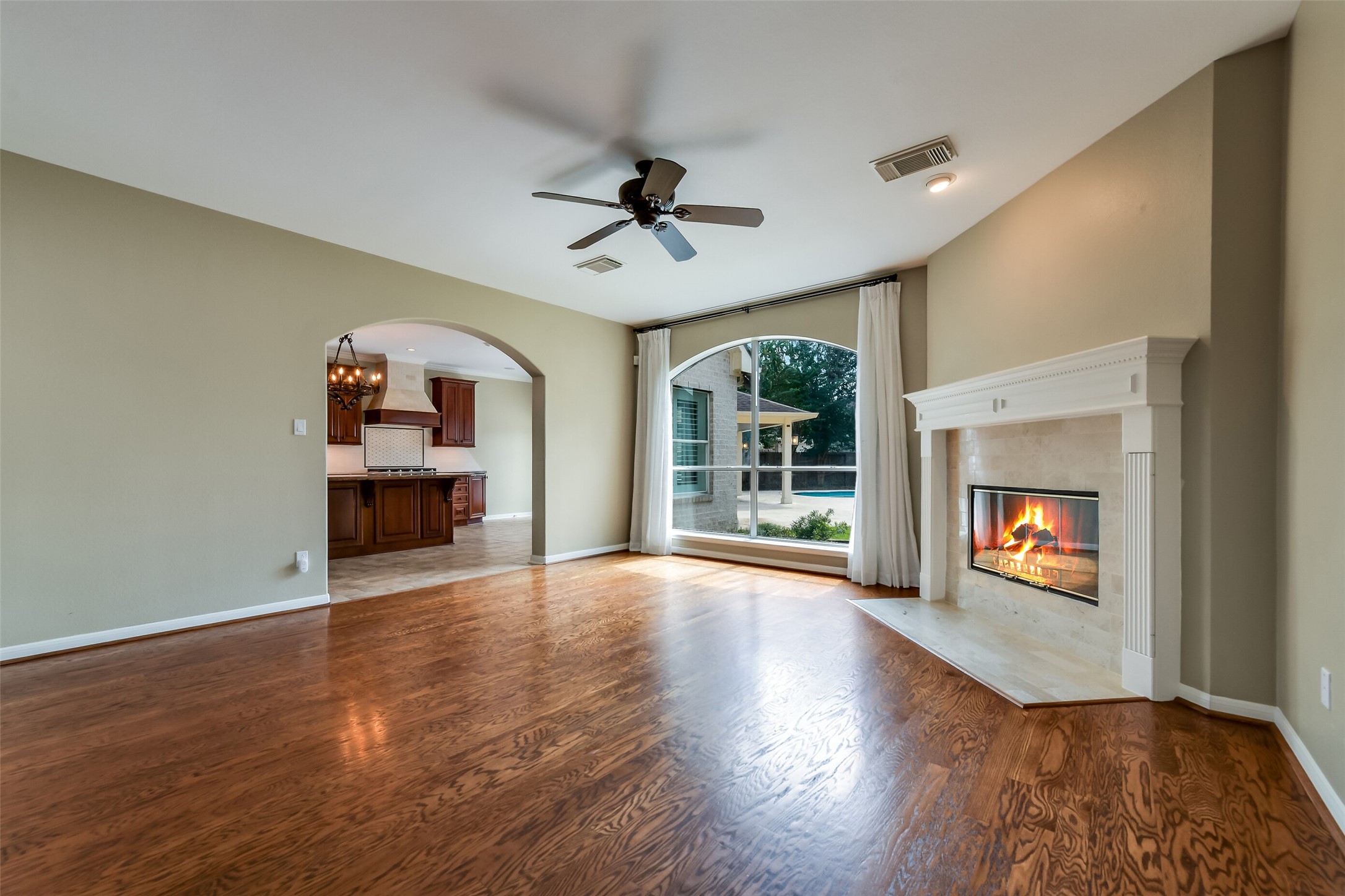 2803 Senova Court Property Photo 9