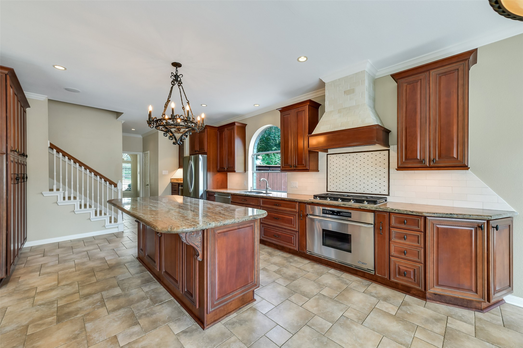 2803 Senova Court Property Photo 11