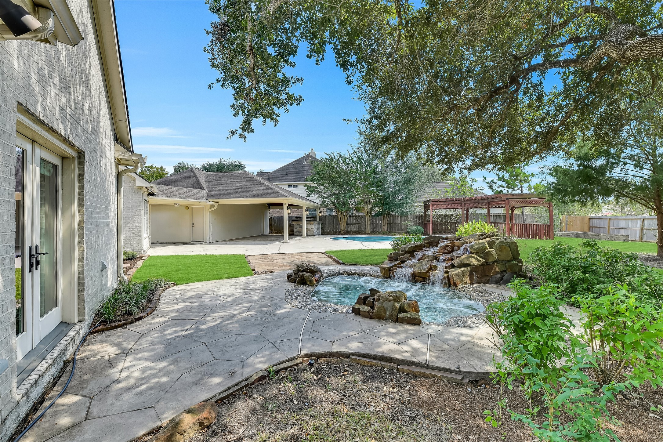 2803 Senova Court Property Photo 31