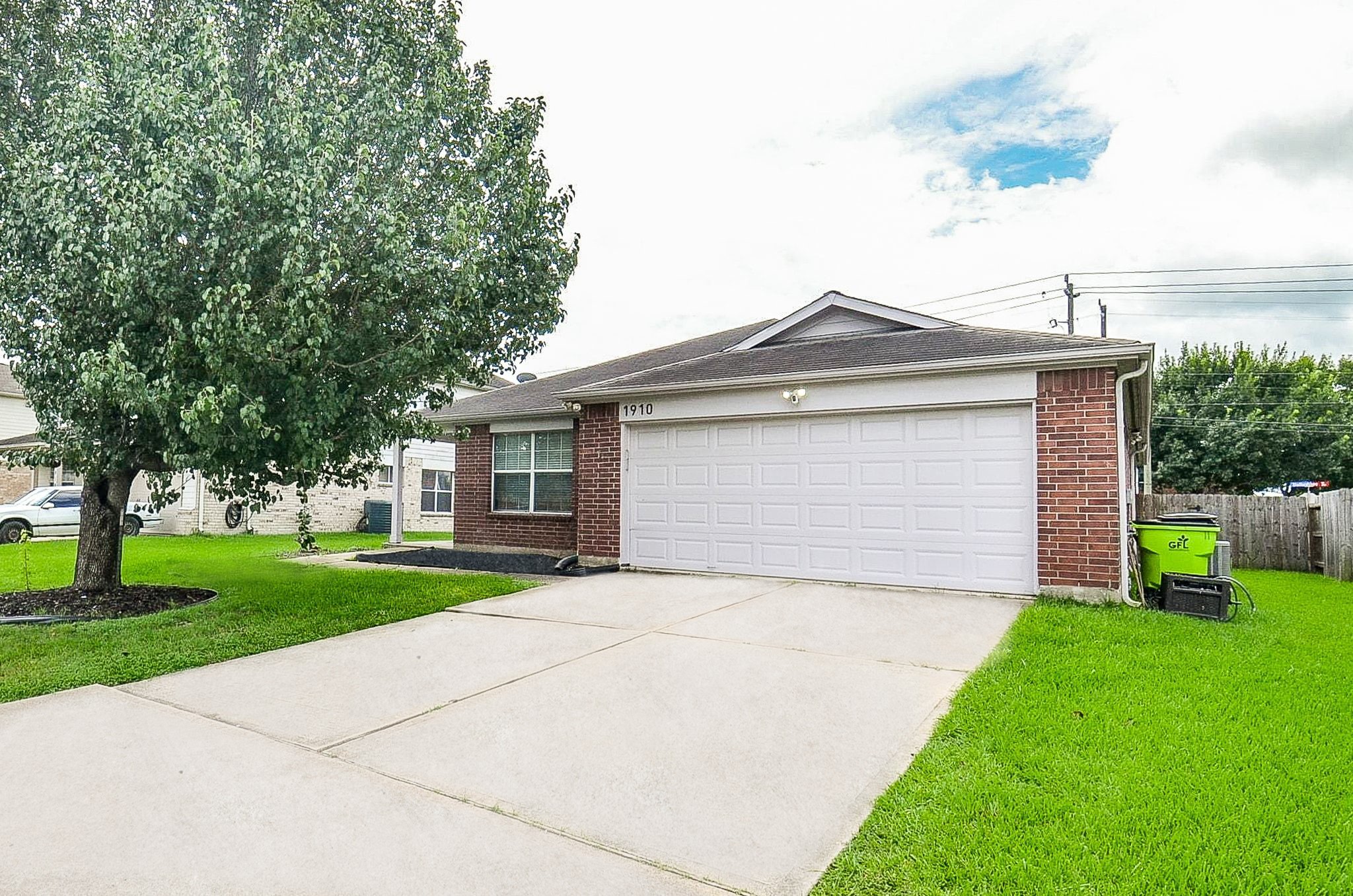 1910 Poco Drive Property Photo 3