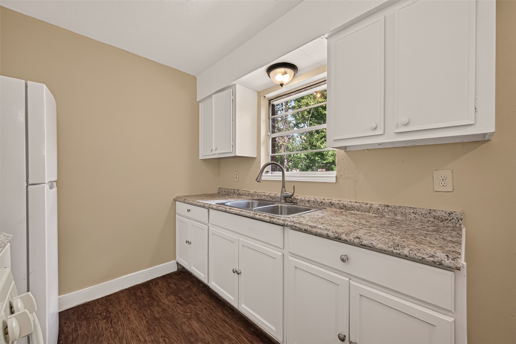 11819 Leitrim Way Property Photo 13