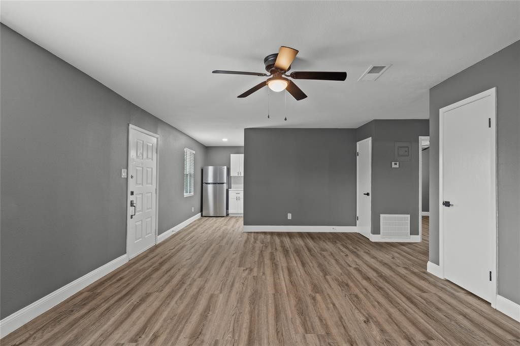 2015 Rosalee Street 3 Property Photo 3
