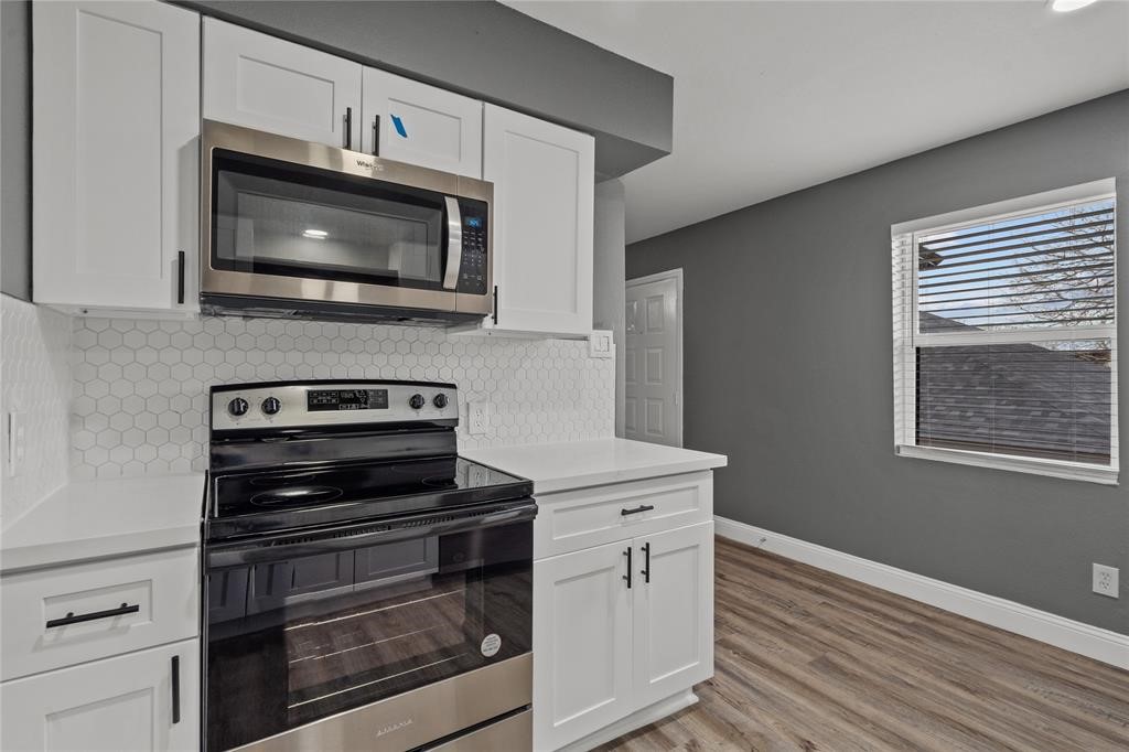 2015 Rosalee Street 3 Property Photo 6