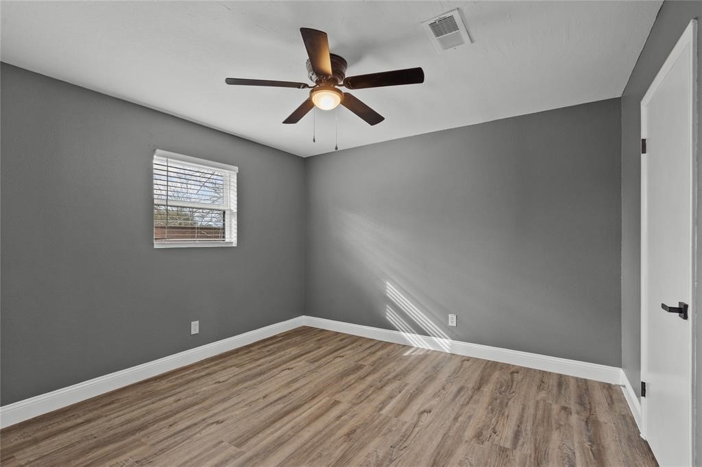 2015 Rosalee Street 3 Property Photo 7