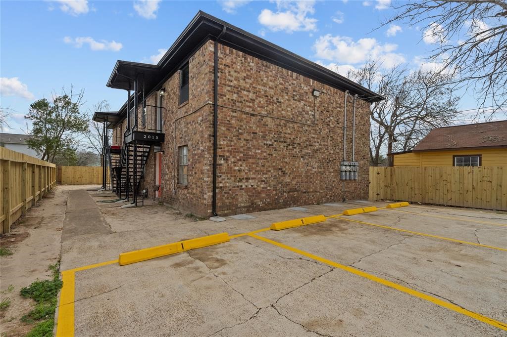2015 Rosalee Street 3 Property Photo 11