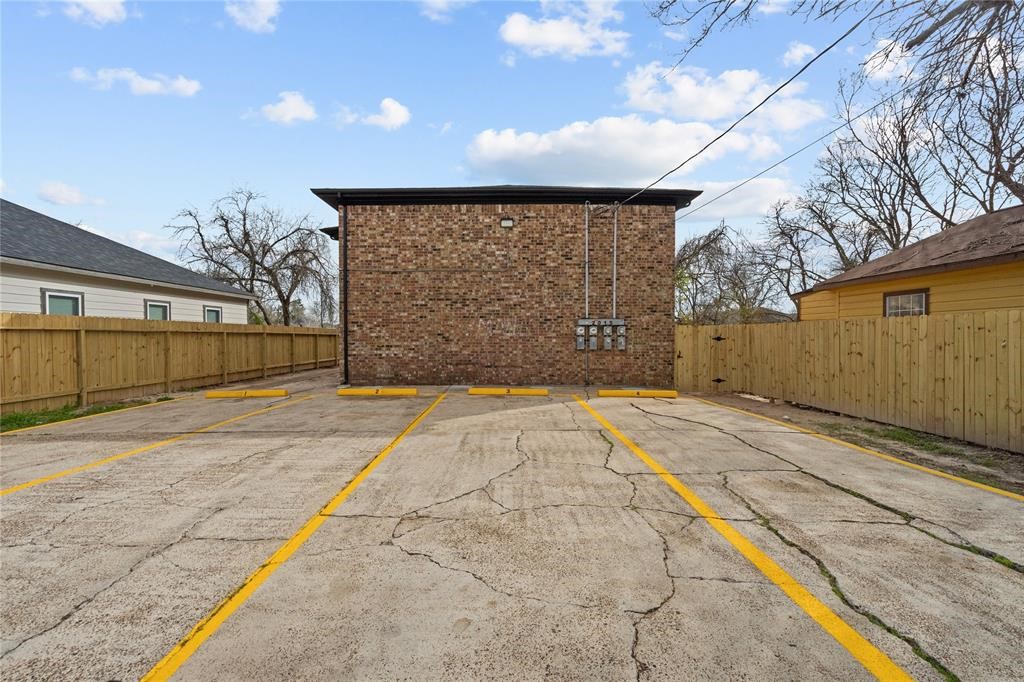 2015 Rosalee Street 3 Property Photo 12