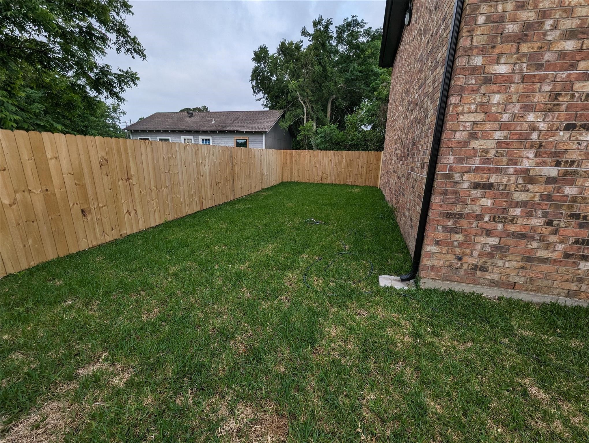 2015 Rosalee Street 3 Property Photo 14