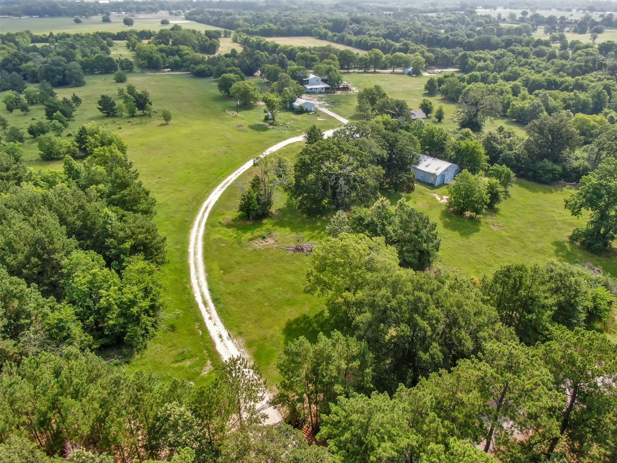 880 Tafelski Road Property Photo 28