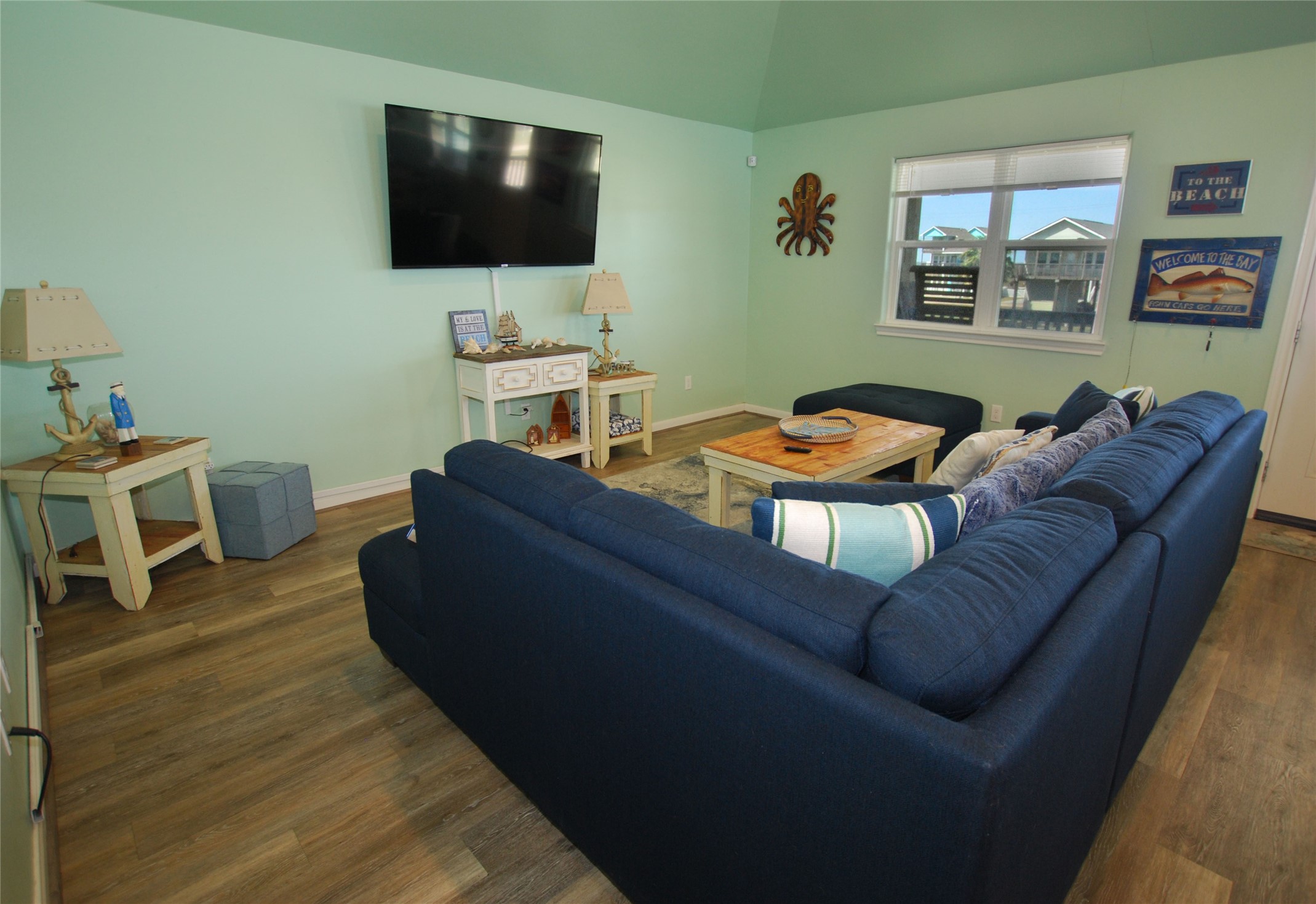 23159 Fresca Street Property Photo 5