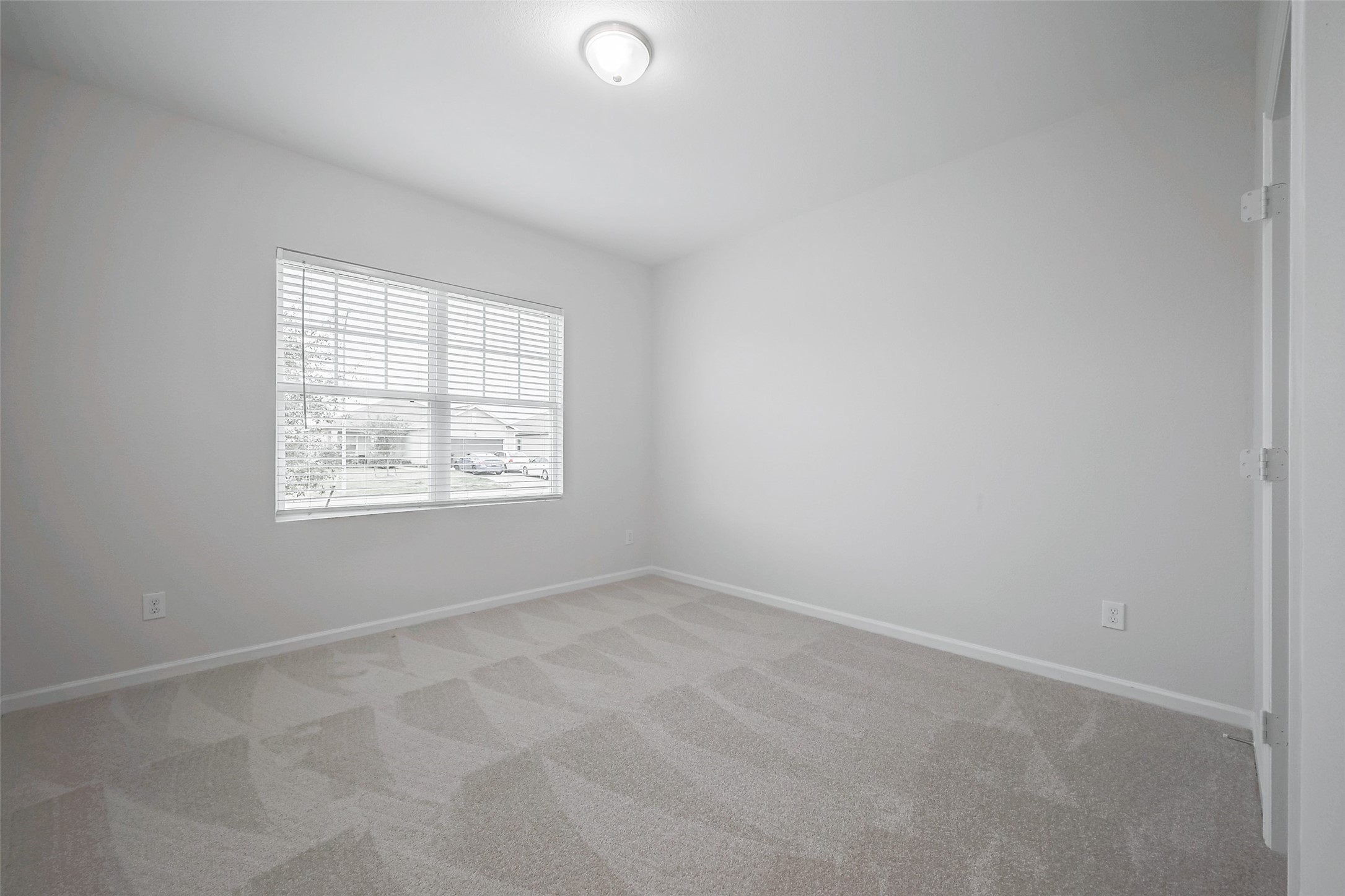 1025 Banyon Tree Lane Property Photo 8