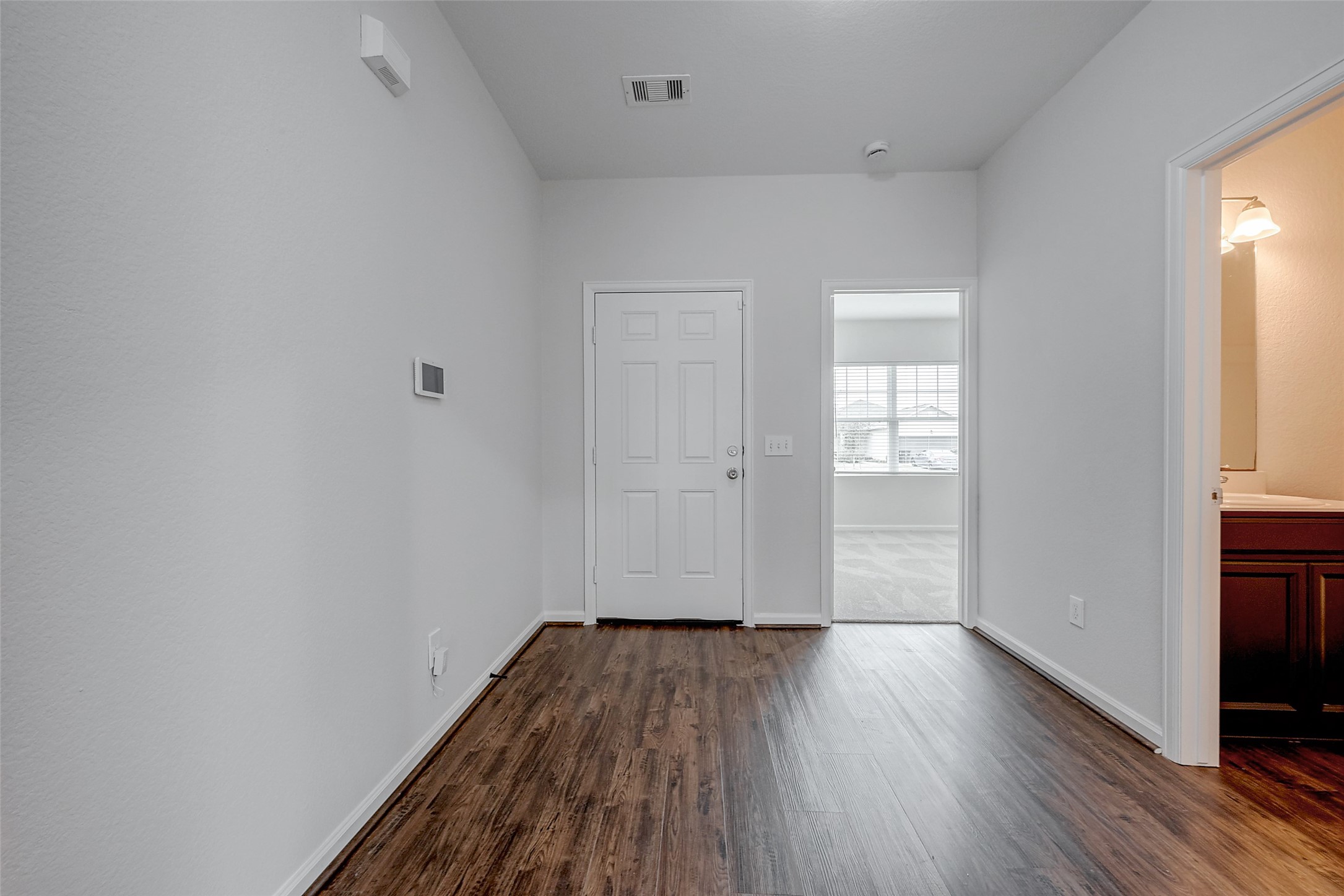 1025 Banyon Tree Lane Property Photo 10
