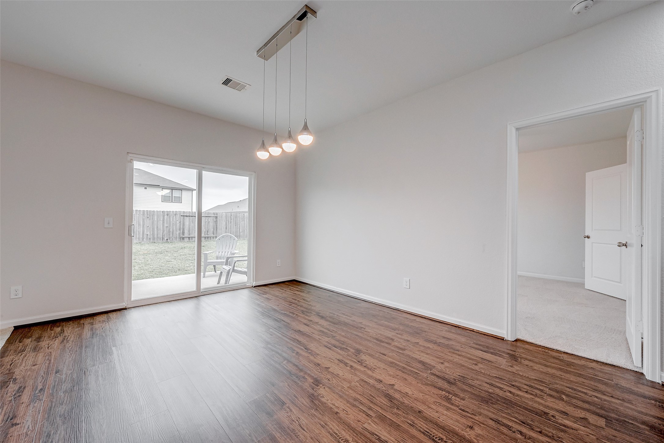 1025 Banyon Tree Lane Property Photo 11