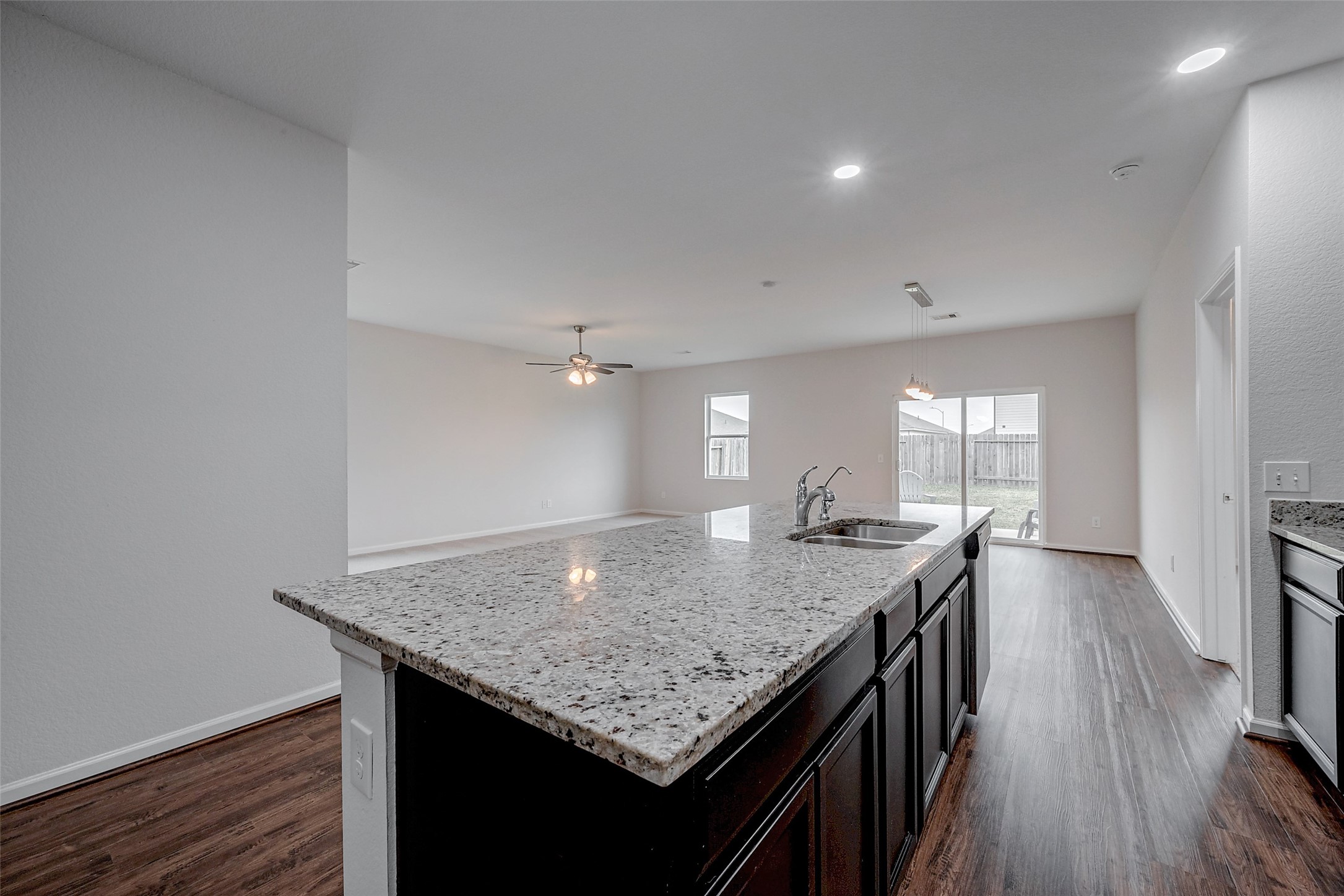 1025 Banyon Tree Lane Property Photo 21