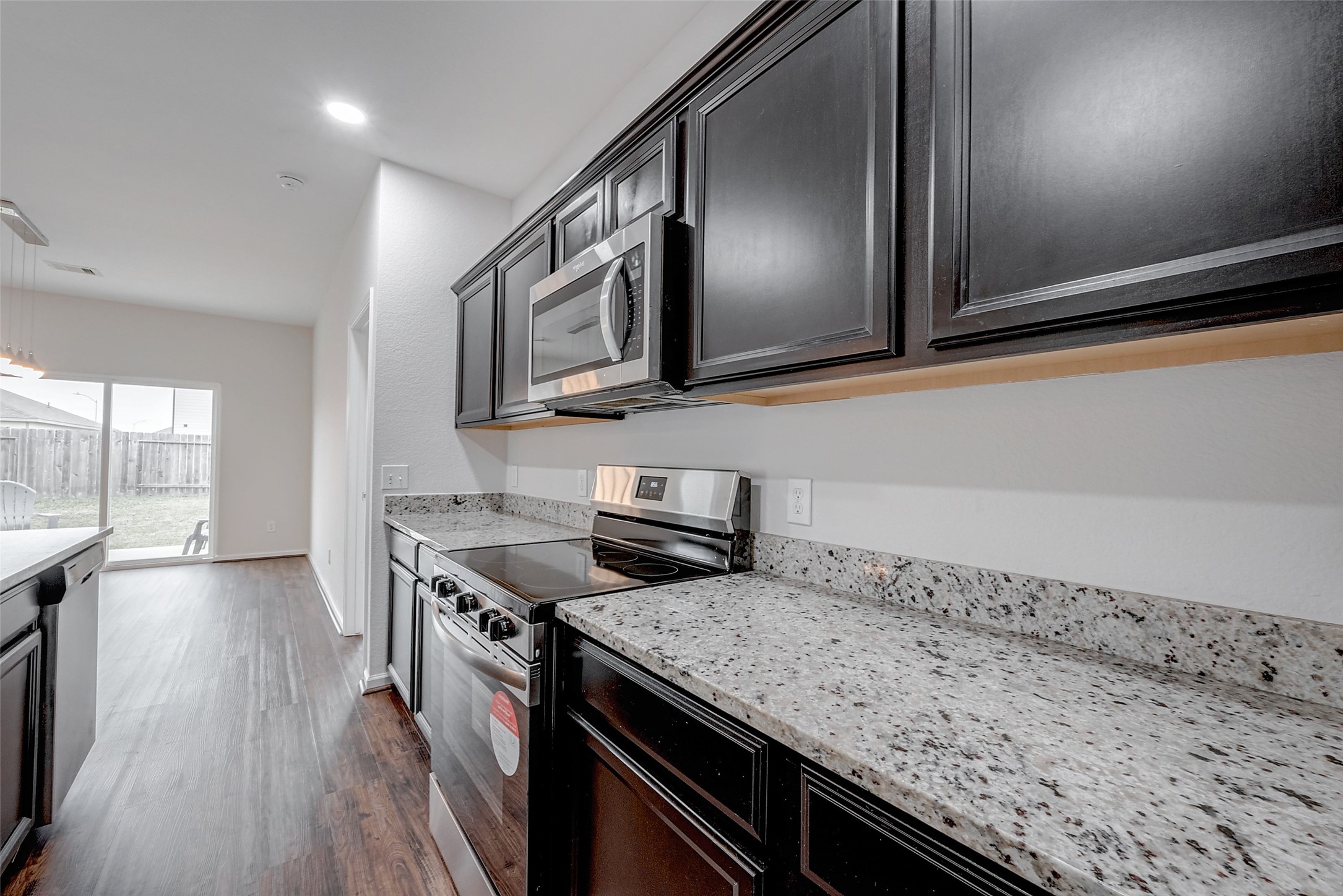 1025 Banyon Tree Lane Property Photo 22