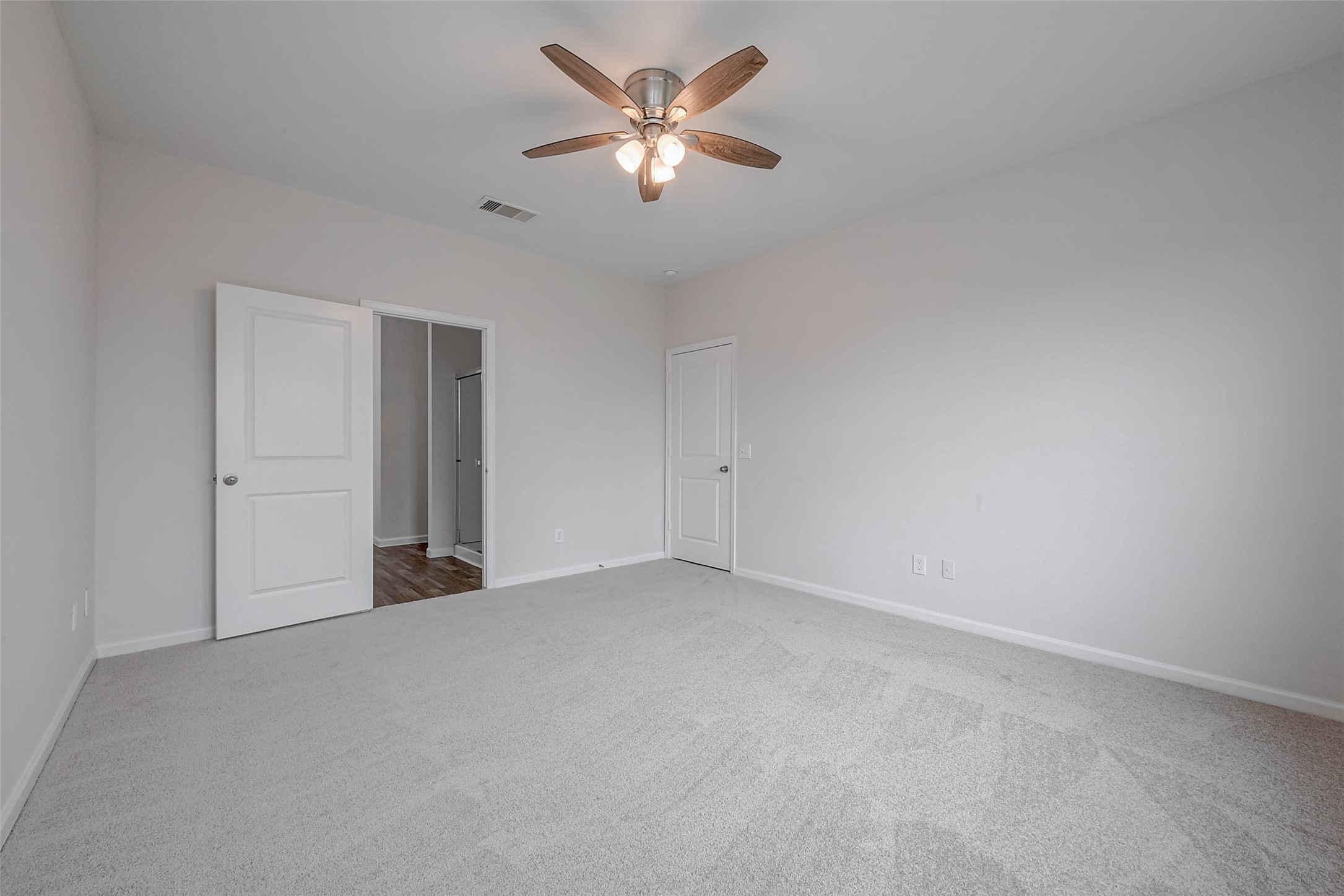 1025 Banyon Tree Lane Property Photo 36