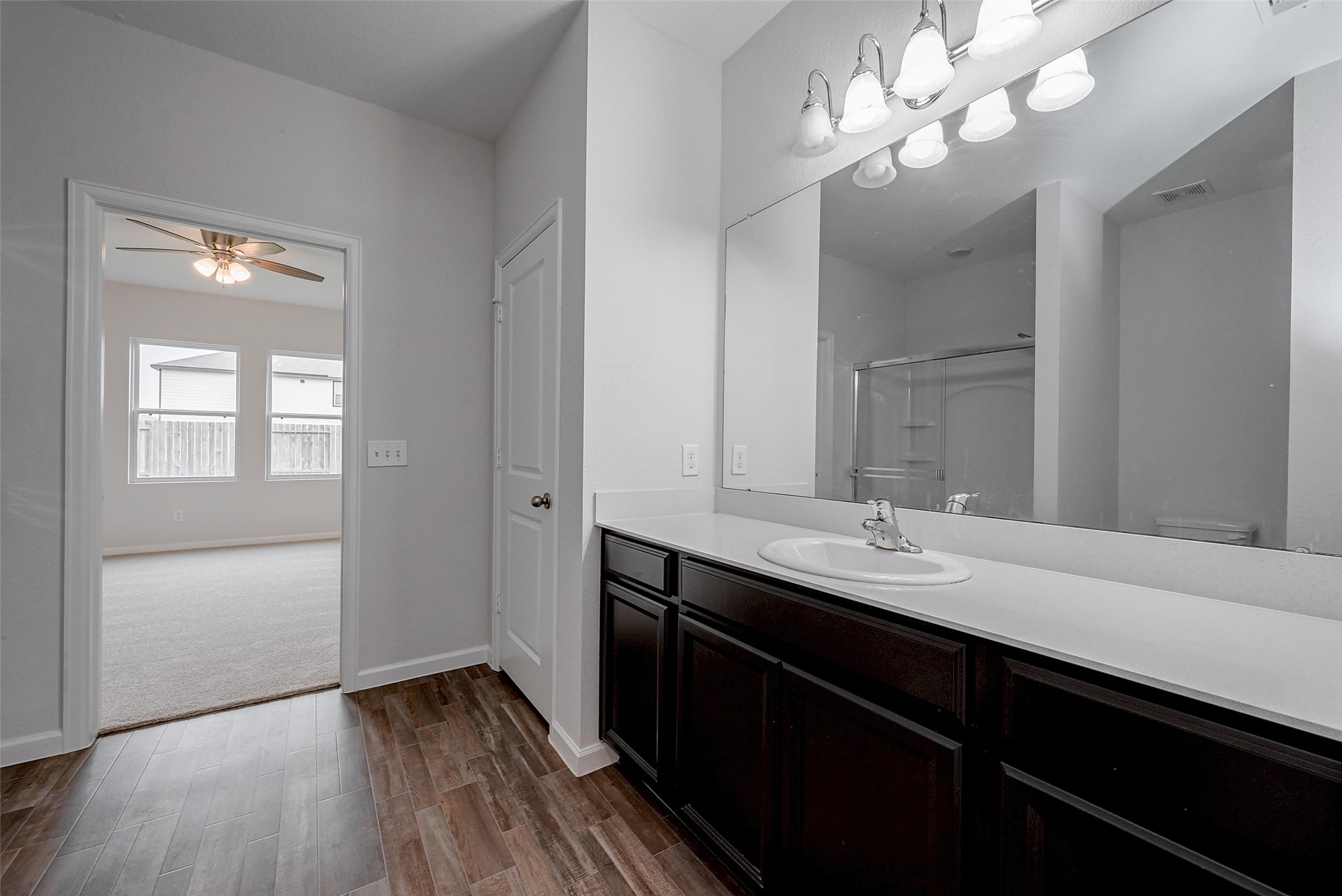 1025 Banyon Tree Lane Property Photo 41