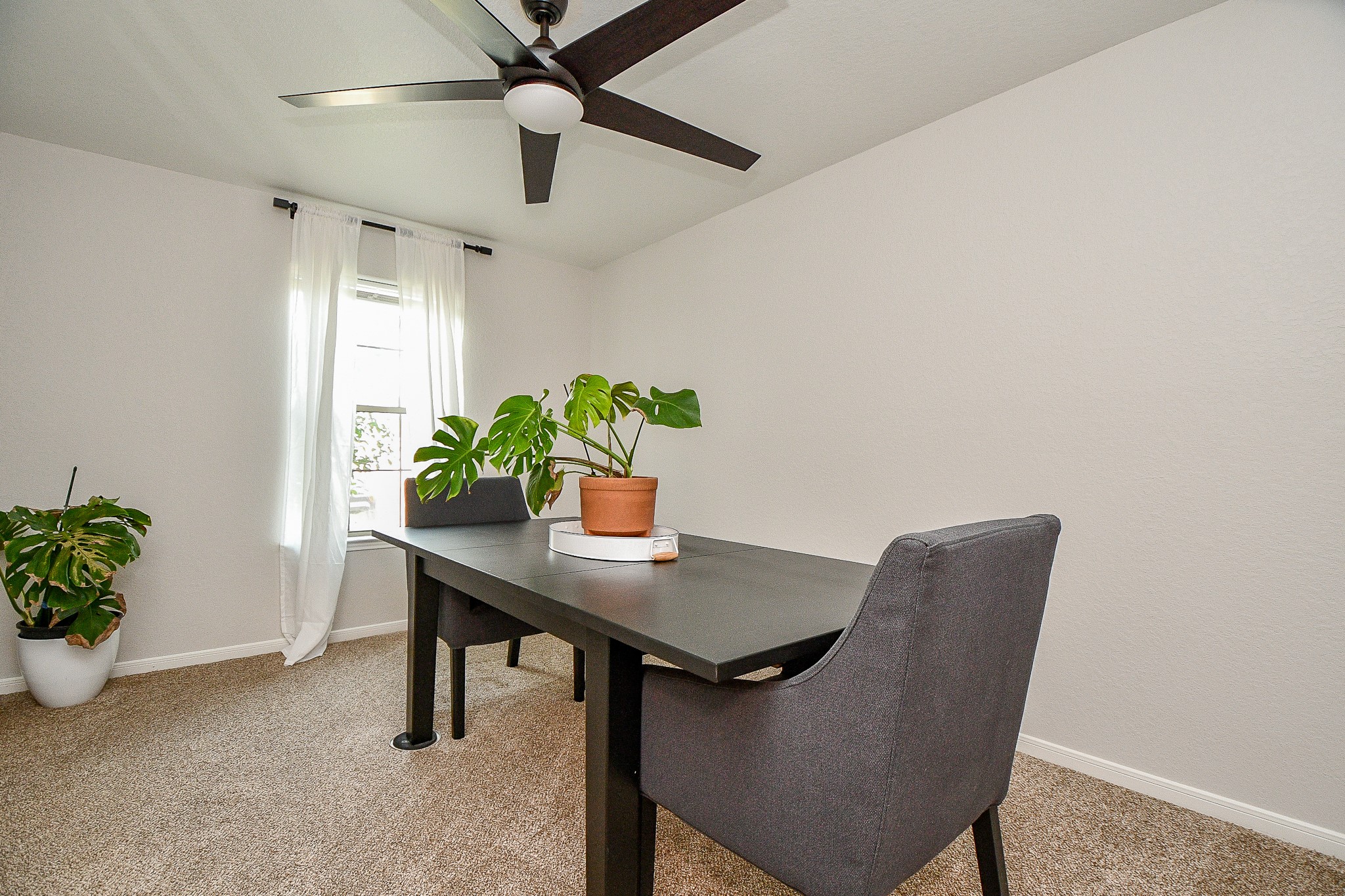 2739 Mustang Hill Lane Property Photo 6