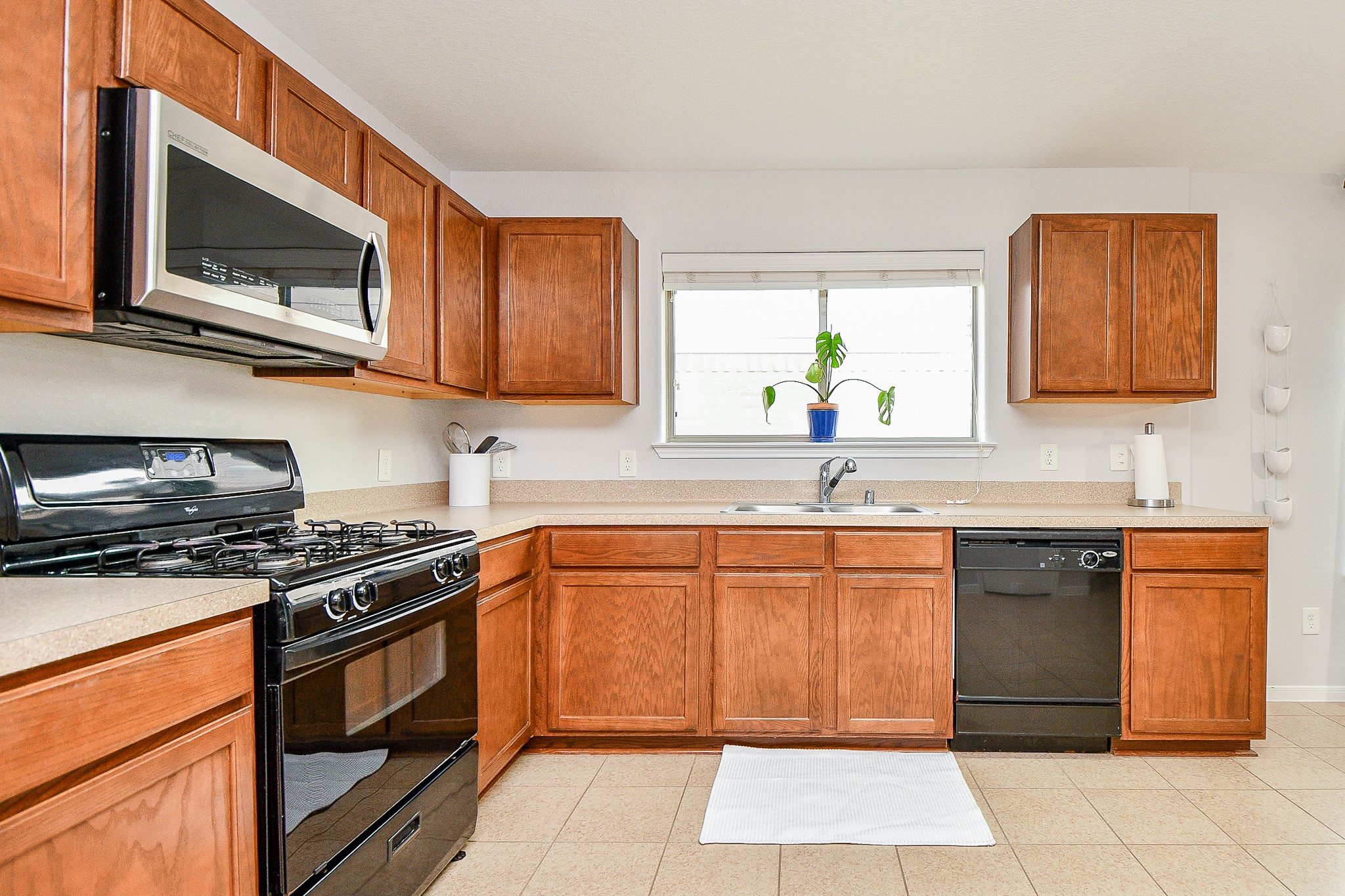 2739 Mustang Hill Lane Property Photo 8