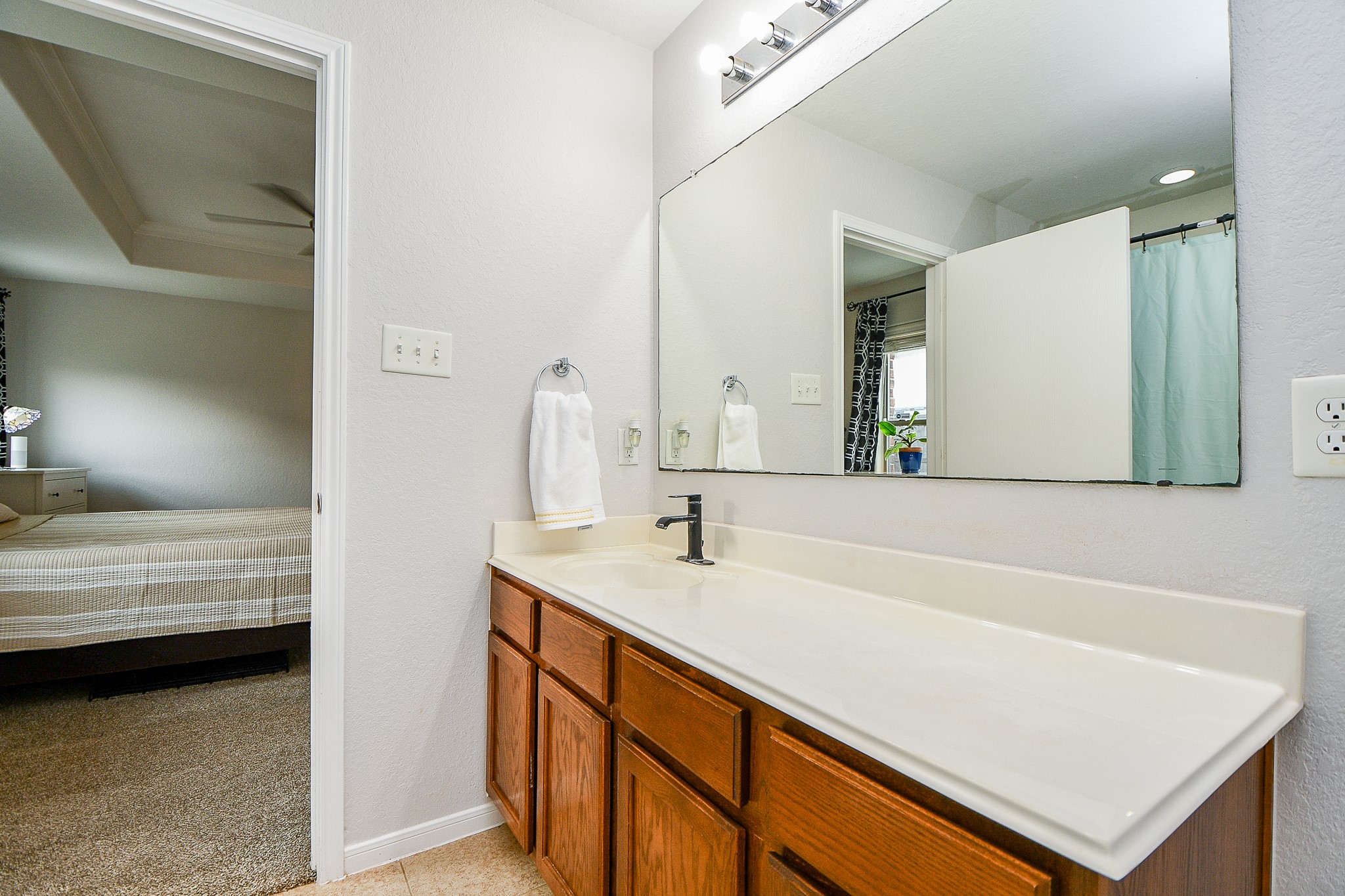 2739 Mustang Hill Lane Property Photo 11