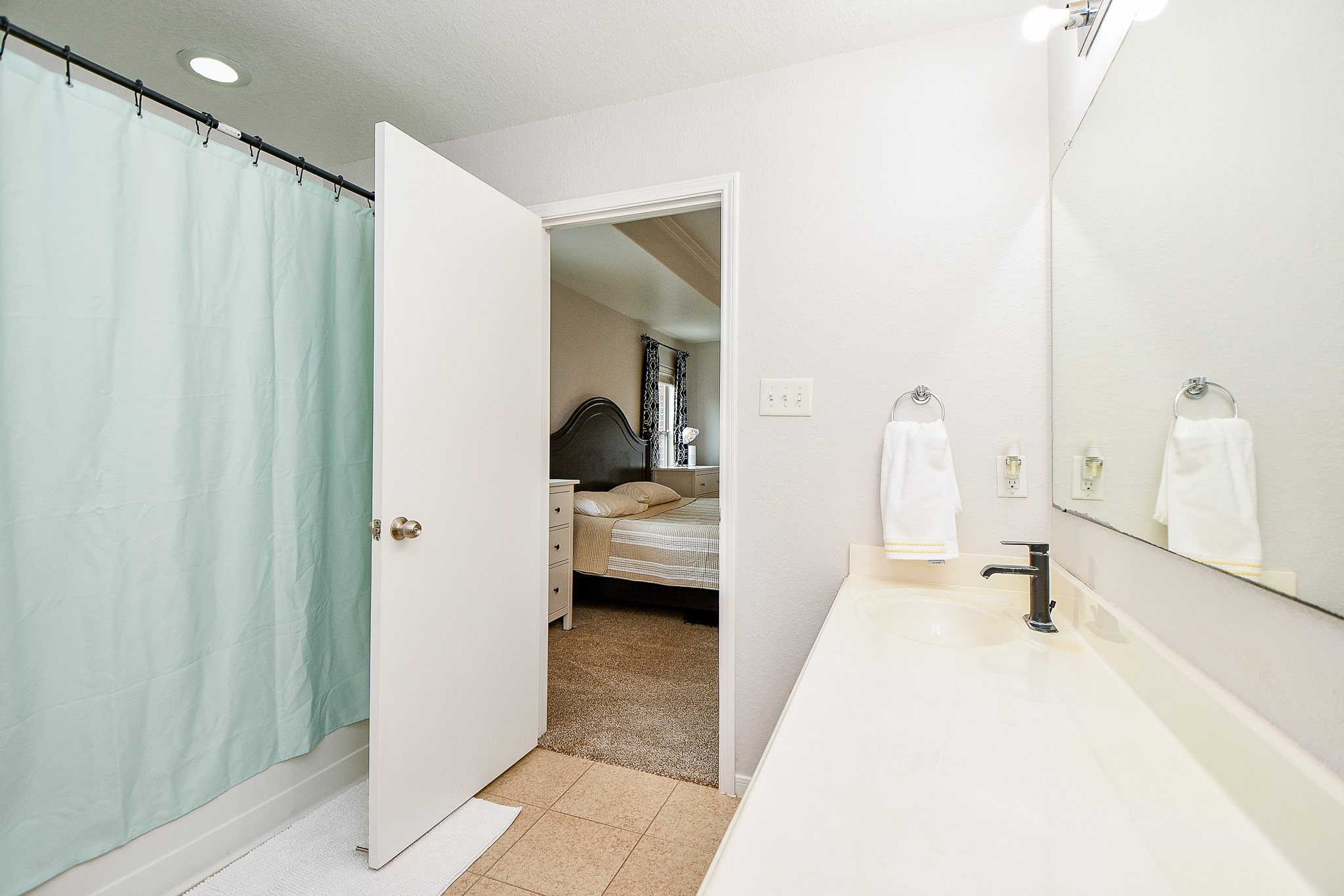 2739 Mustang Hill Lane Property Photo 12