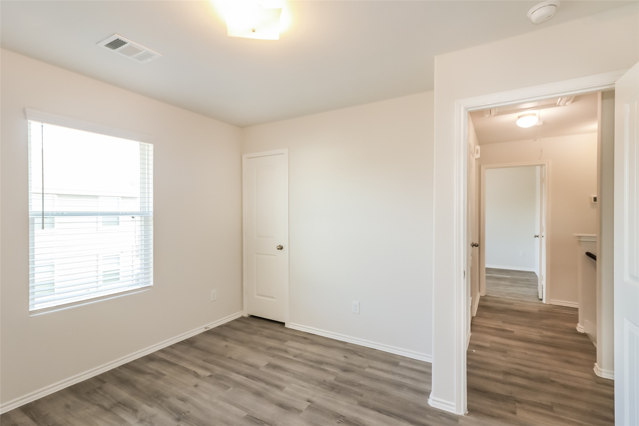 17119 Hailey Harbor Drive Property Photo 9