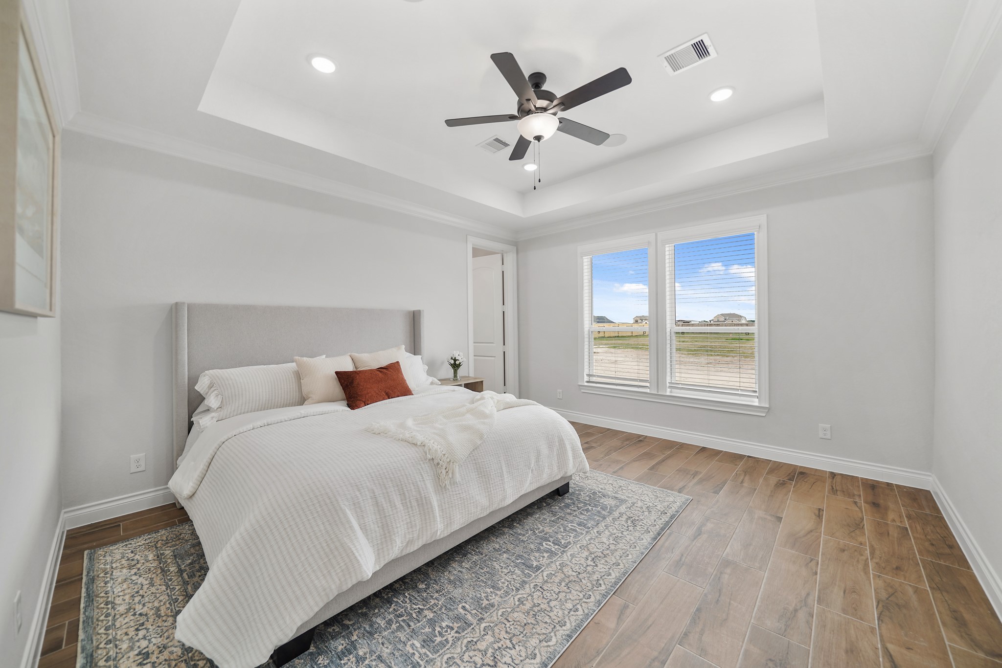 11018 Moon Light Drive Property Photo 9