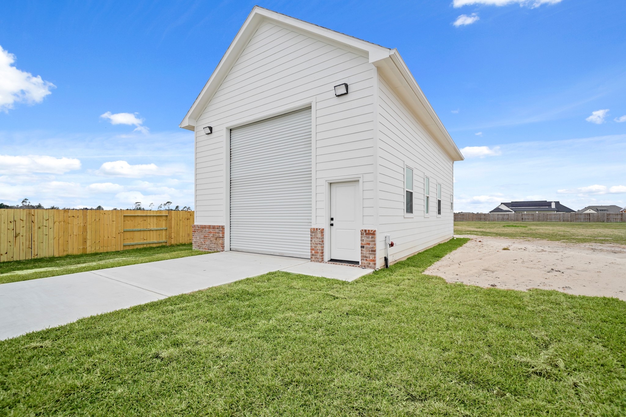 11018 Moon Light Drive Property Photo 19
