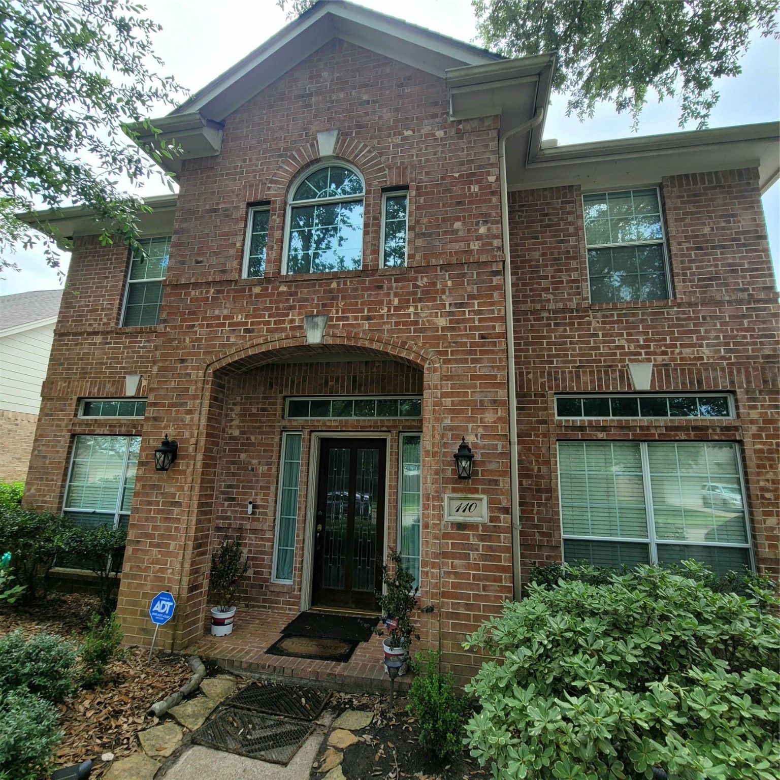 110 Greenridge Cir Property Photo 1