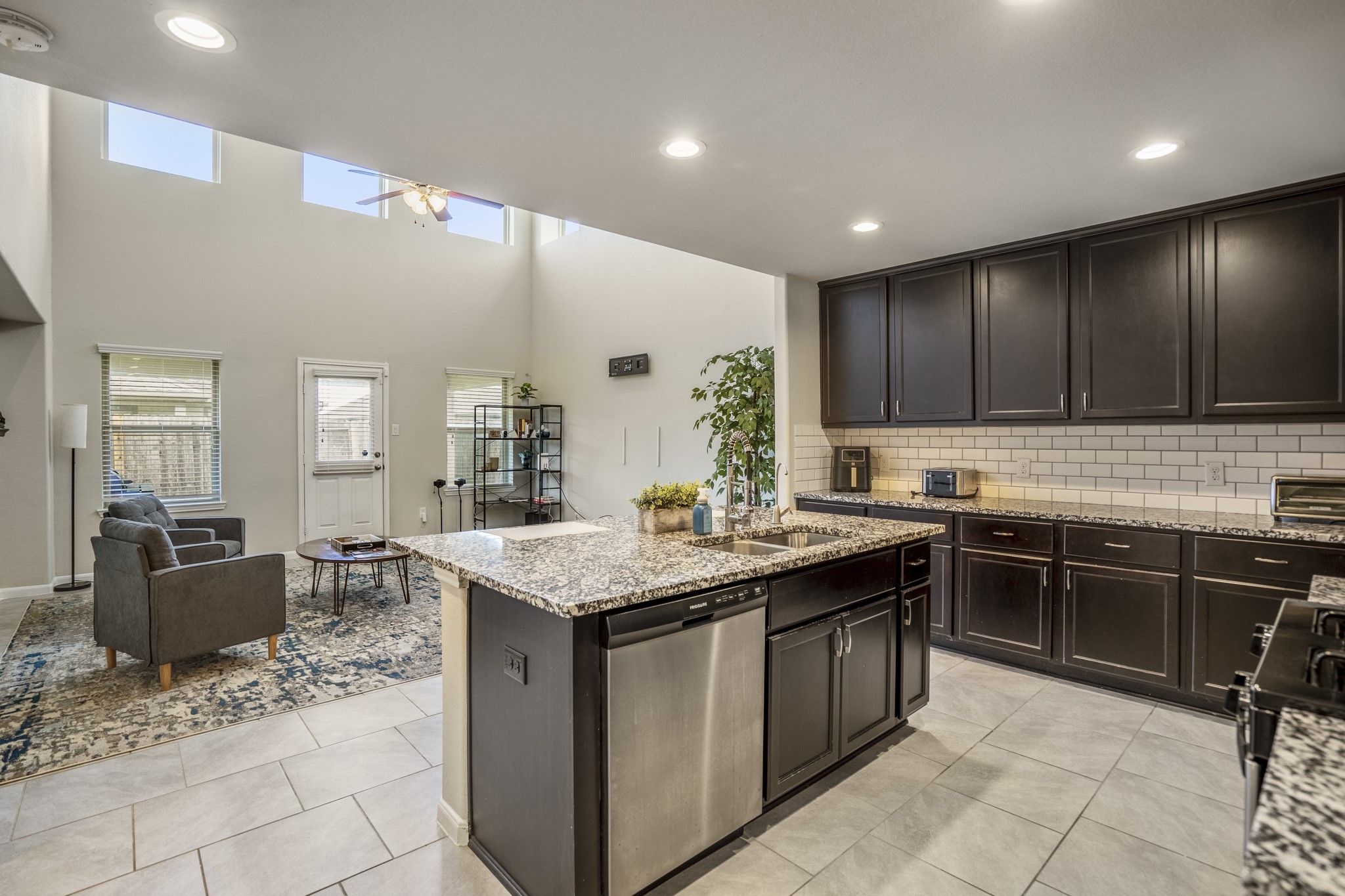 719 Autumn Flats Way Property Photo 11