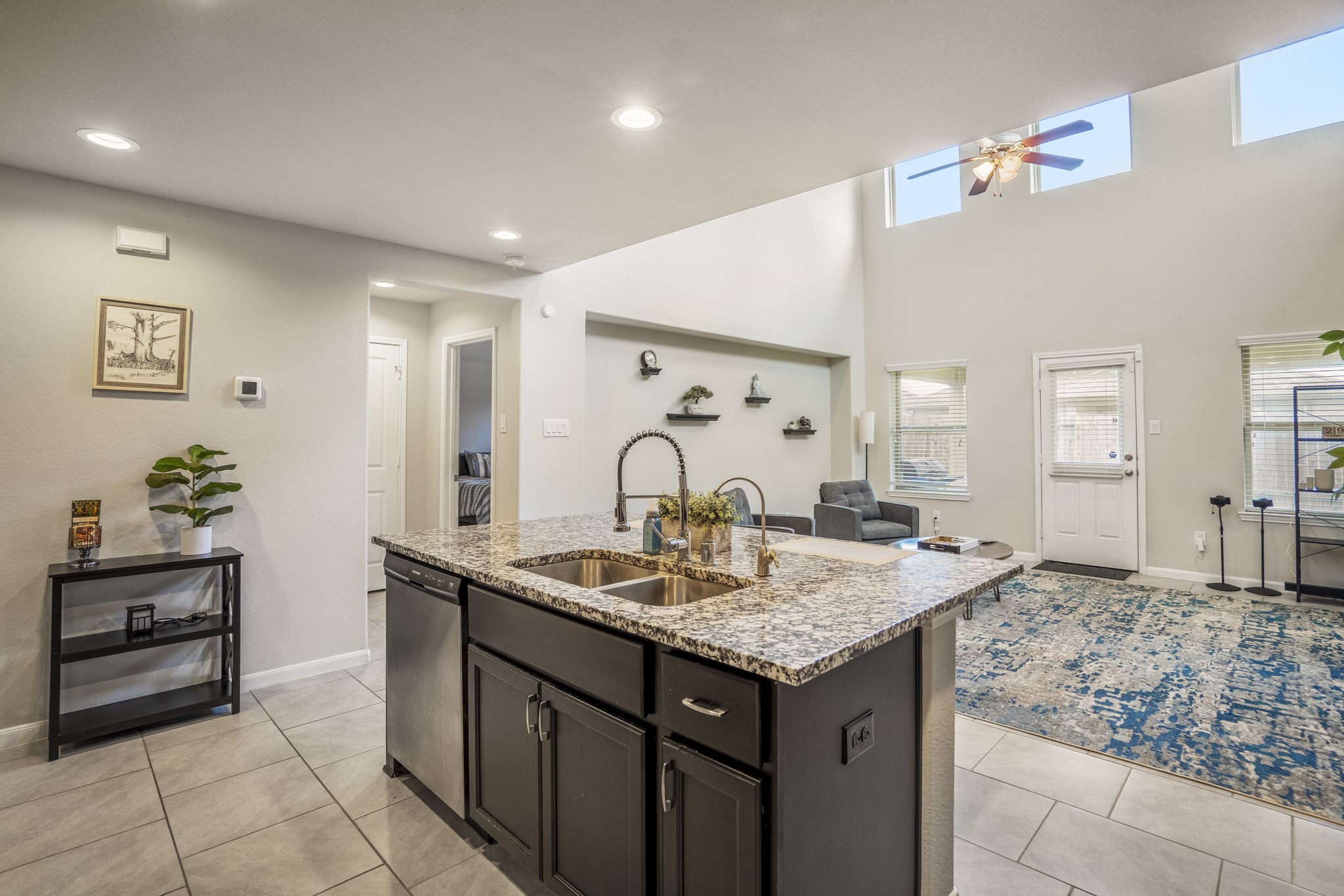 719 Autumn Flats Way Property Photo 13