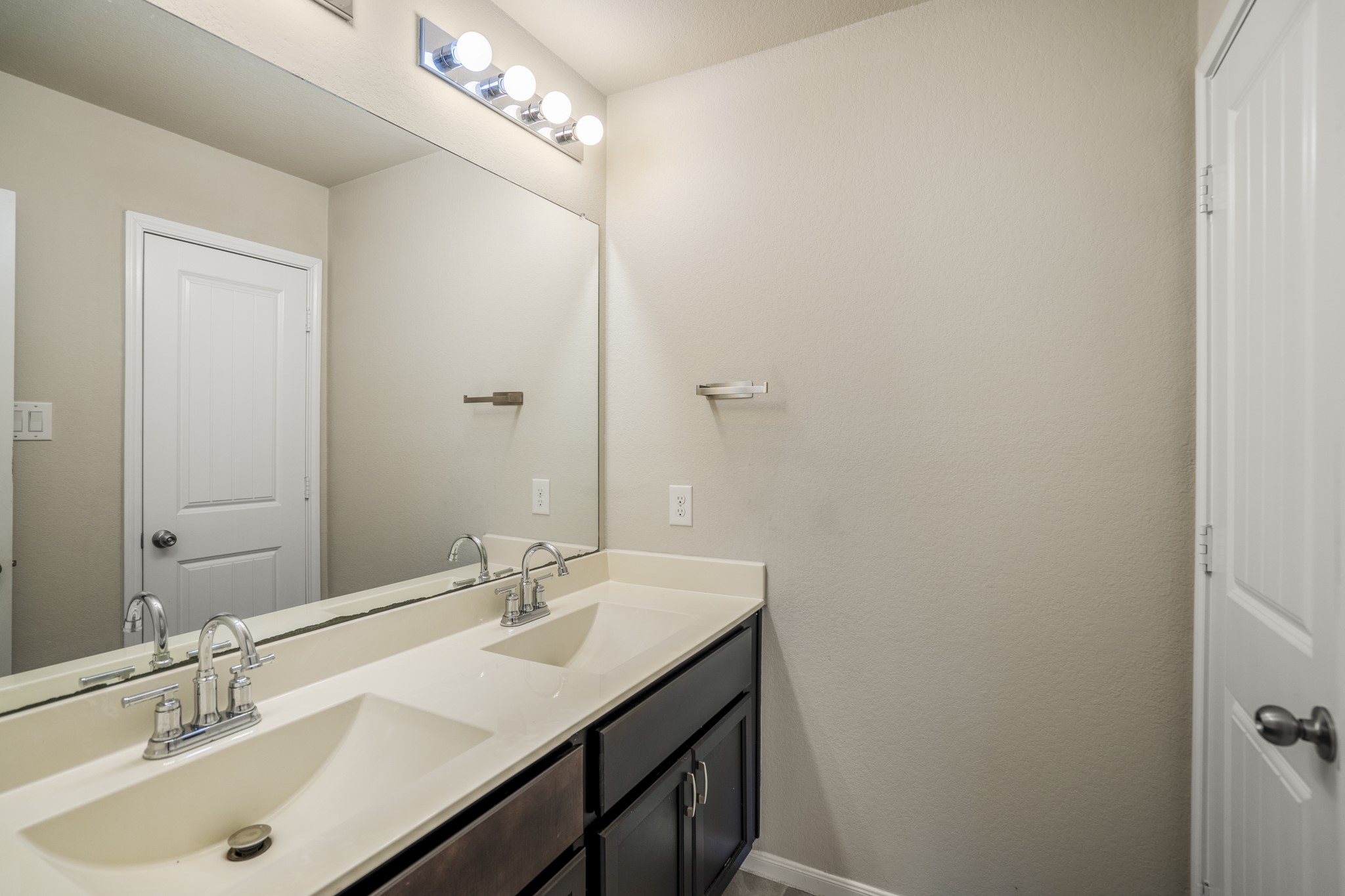 719 Autumn Flats Way Property Photo 29