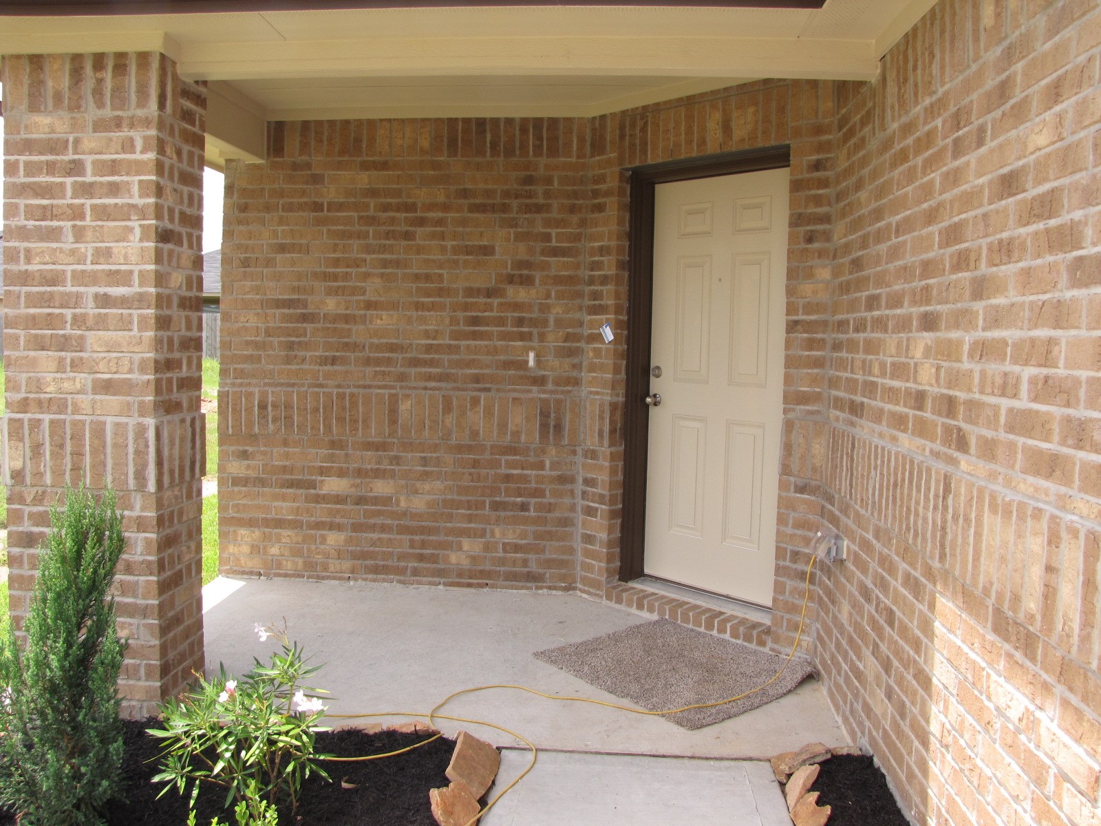 1911 Seville Manor Property Photo 3