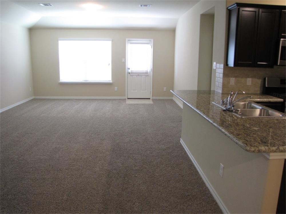 1911 Seville Manor Property Photo 11