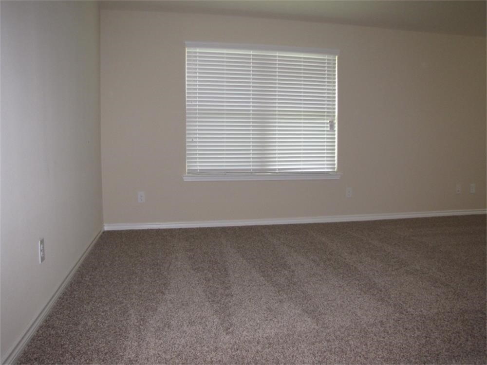 1911 Seville Manor Property Photo 12