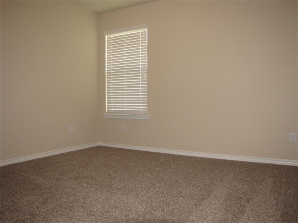 1911 Seville Manor Property Photo 22
