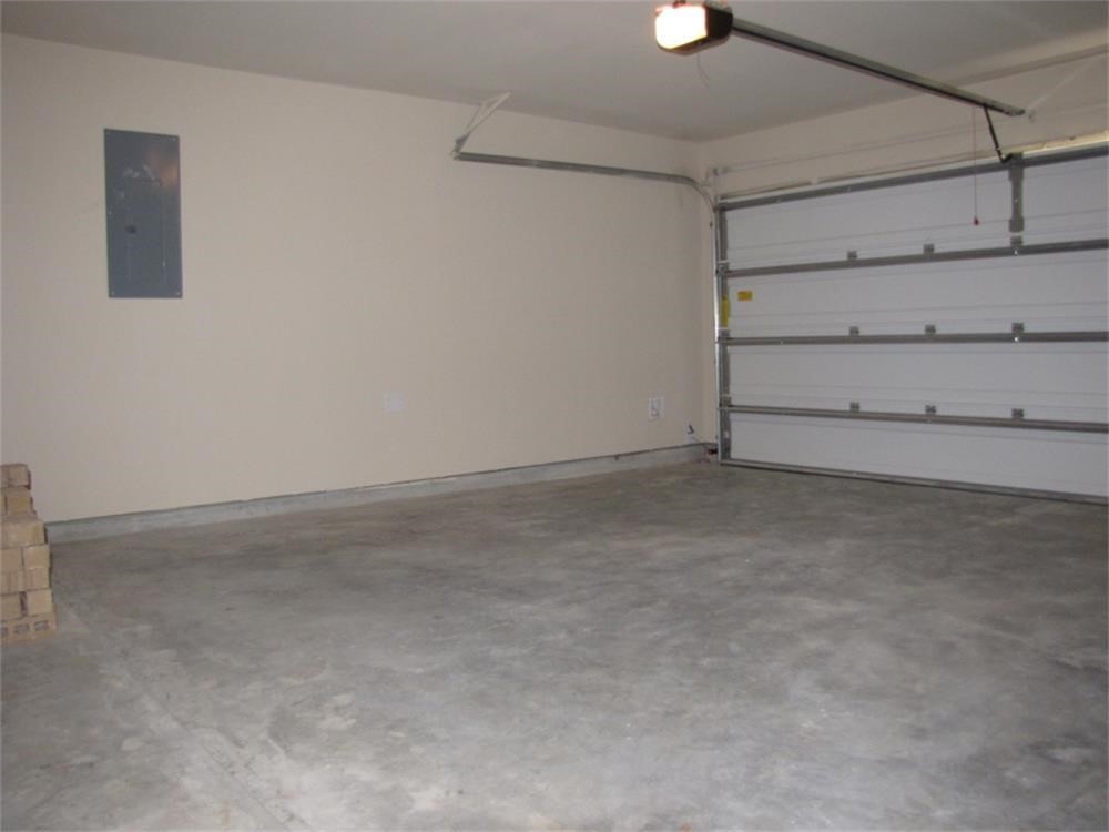 1911 Seville Manor Property Photo 23