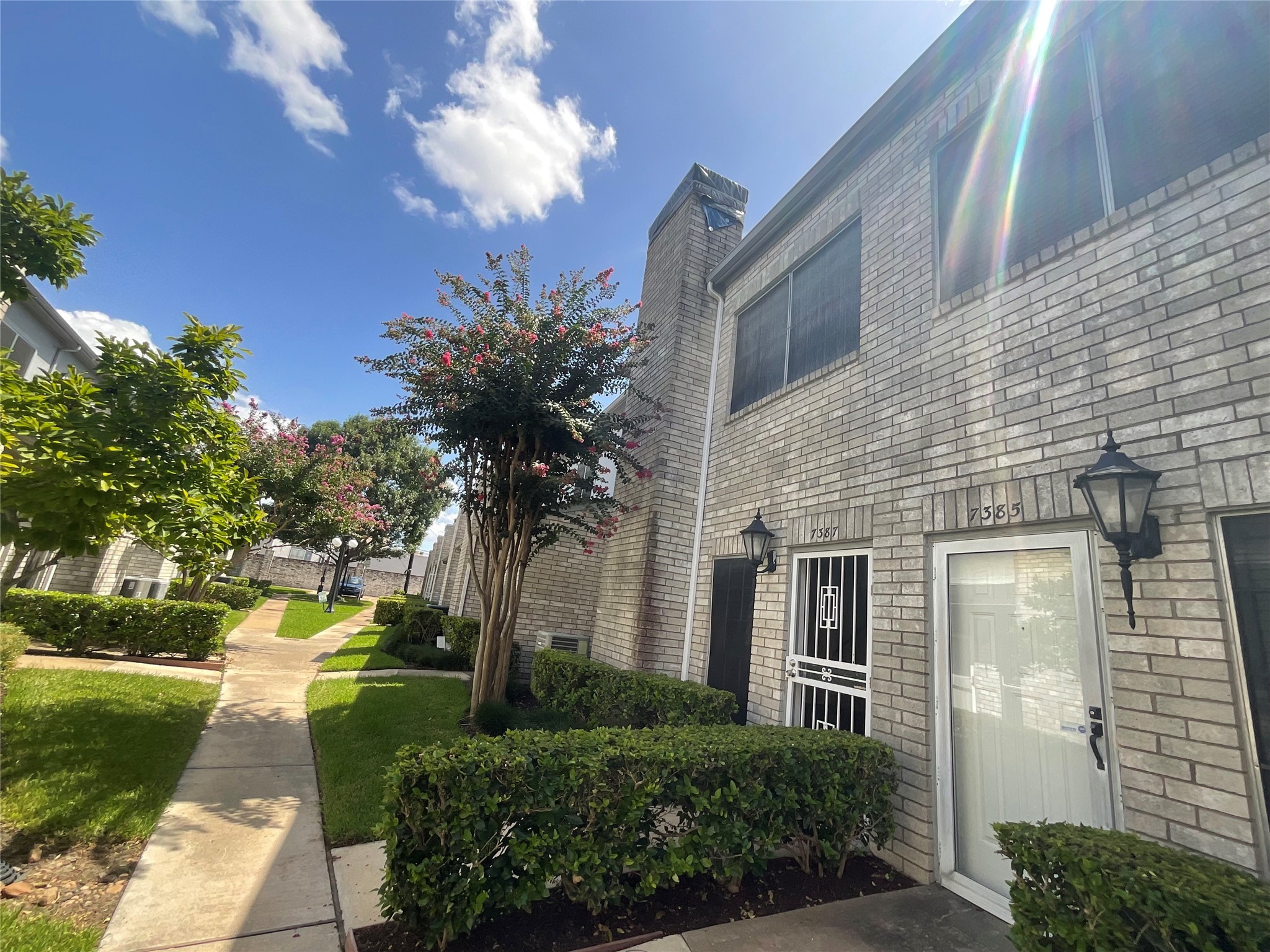 7387 Regency Square Court Property Photo 5