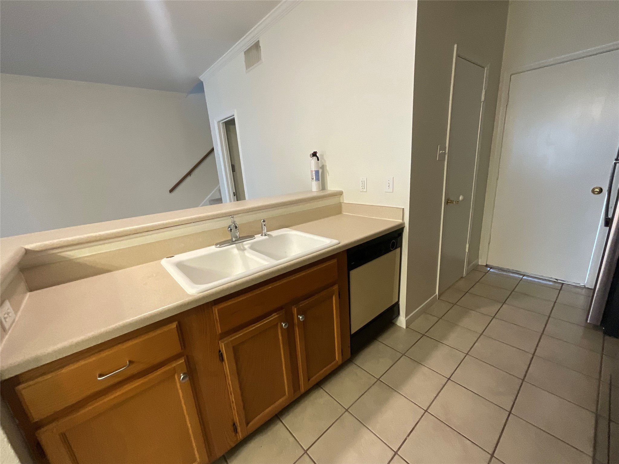 7387 Regency Square Court Property Photo 10