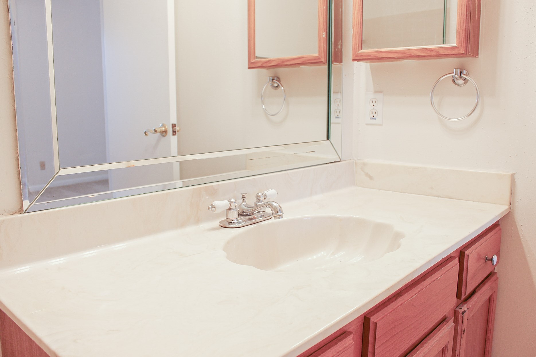 7387 Regency Square Court Property Photo 32