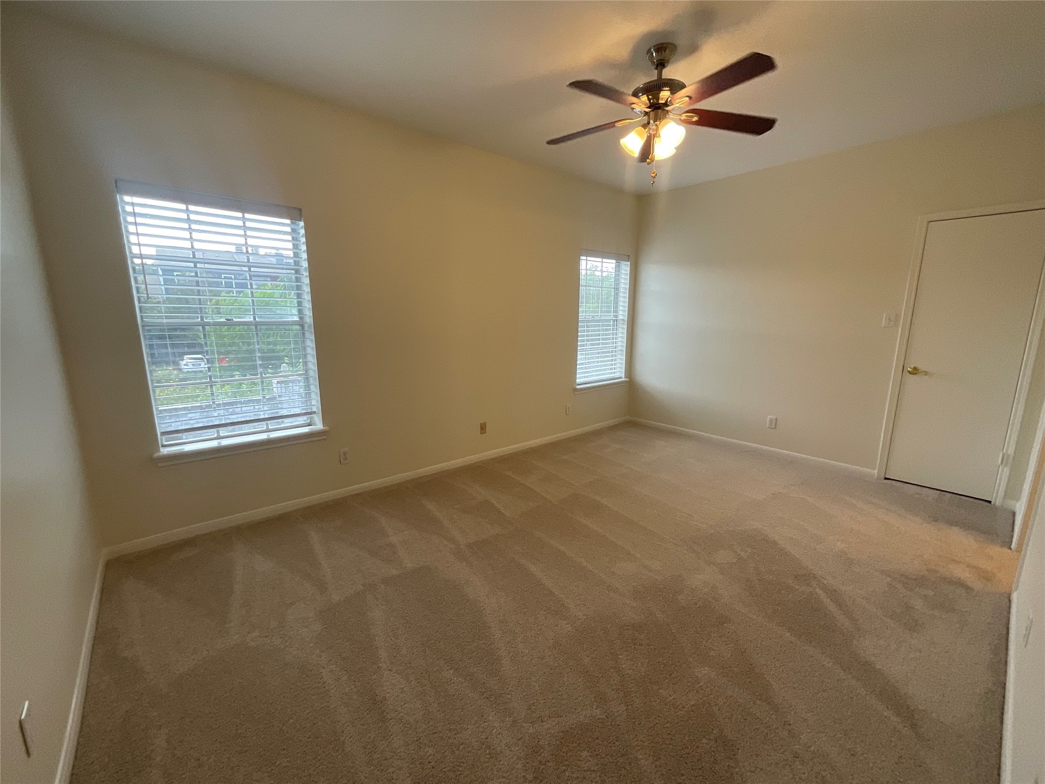 7387 Regency Square Court Property Photo 46