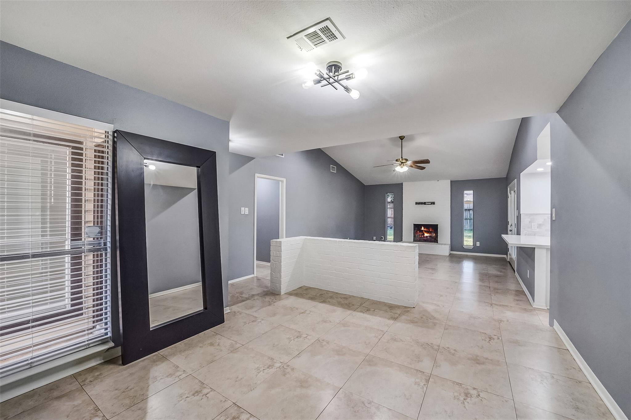 6906 Windy Pines Drive Property Photo 6
