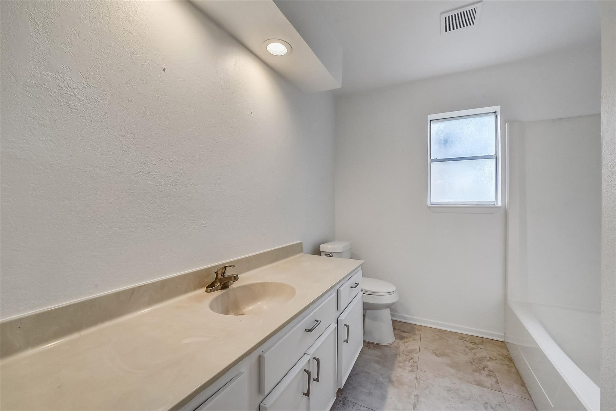 6906 Windy Pines Drive Property Photo 17