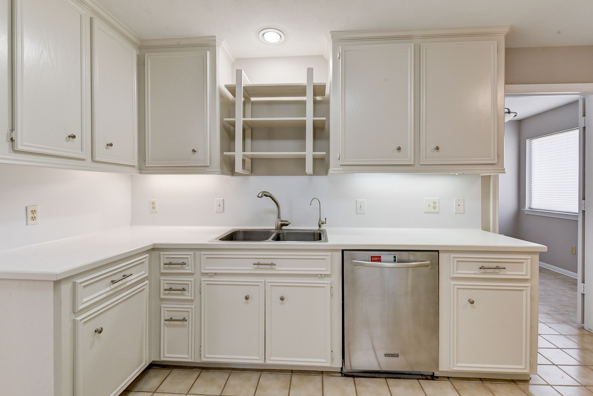 10045 Valley Drive S Property Photo 16