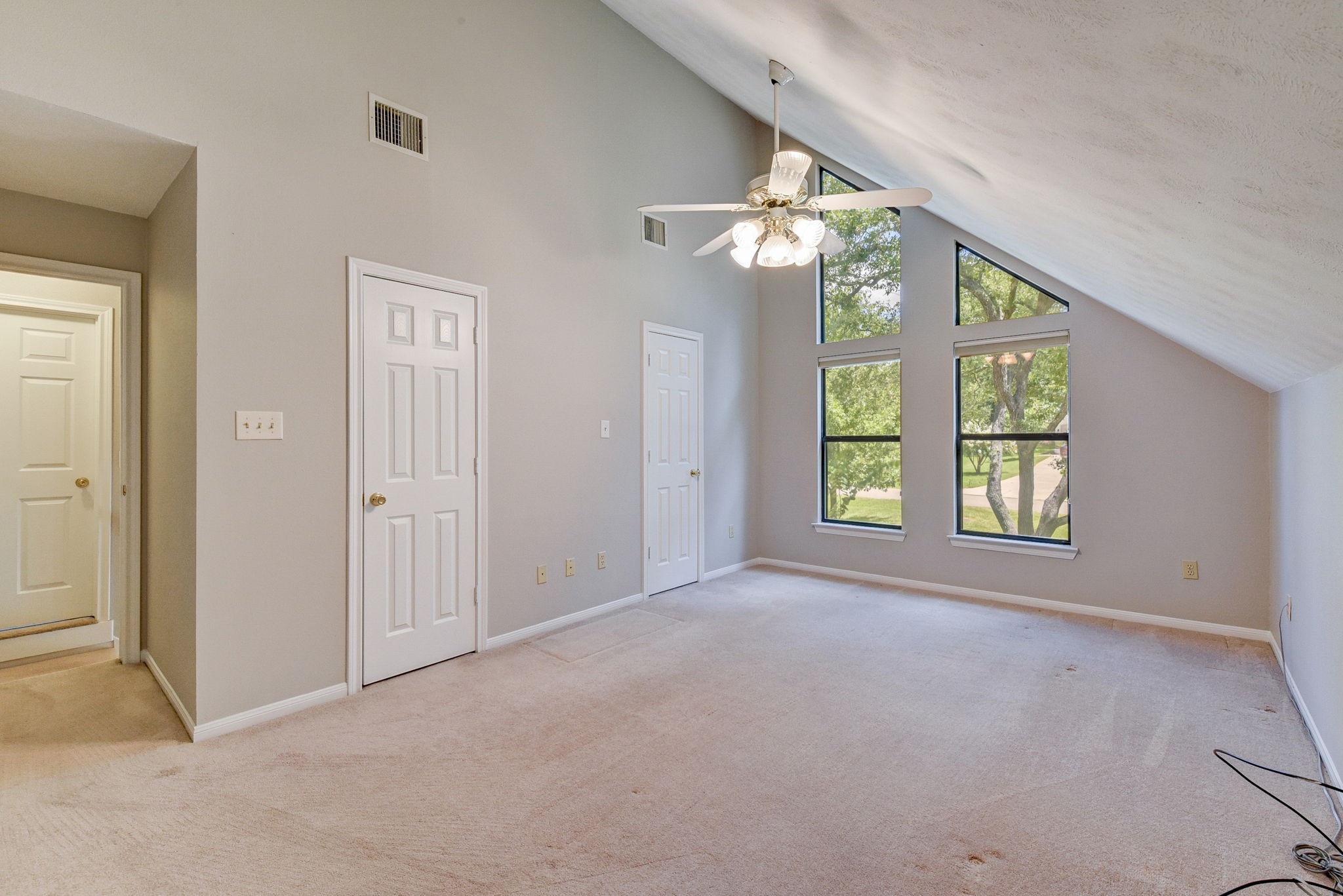 10045 Valley Drive S Property Photo 36
